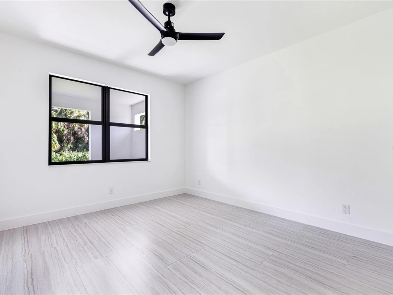 17196 GLENVIEW AVE, PORT CHARLOTTE, FL — photo 38