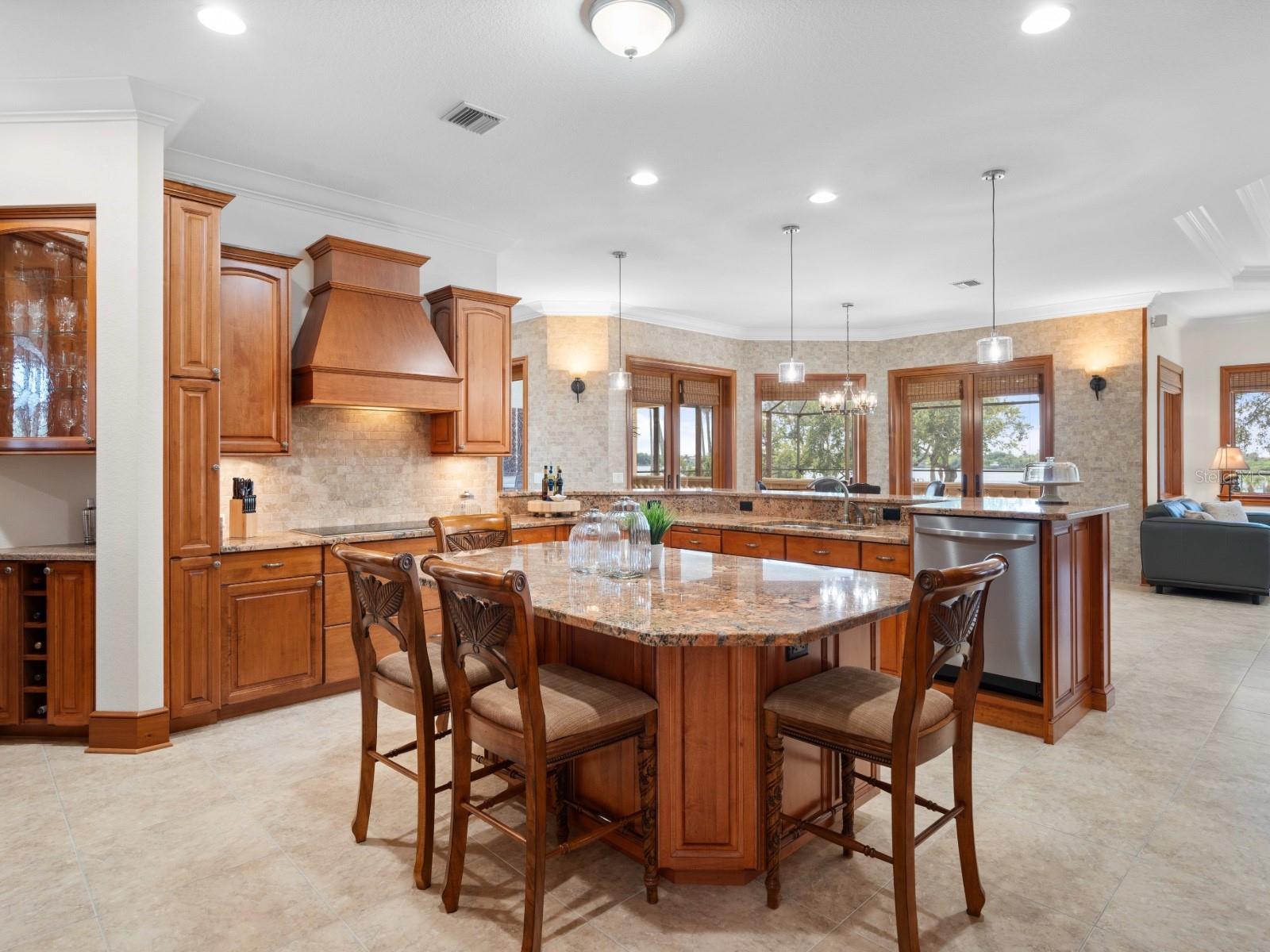 1930 BAYSHORE DR, ENGLEWOOD, FL — photo 33