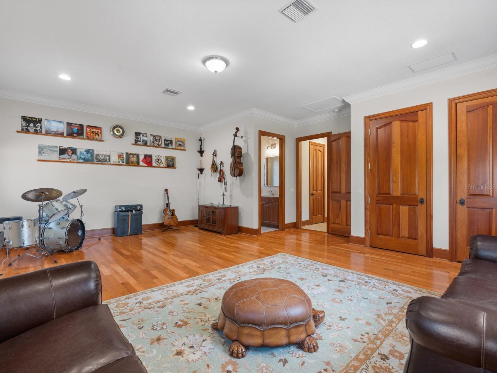 1930 BAYSHORE DR, ENGLEWOOD, FL — photo 35