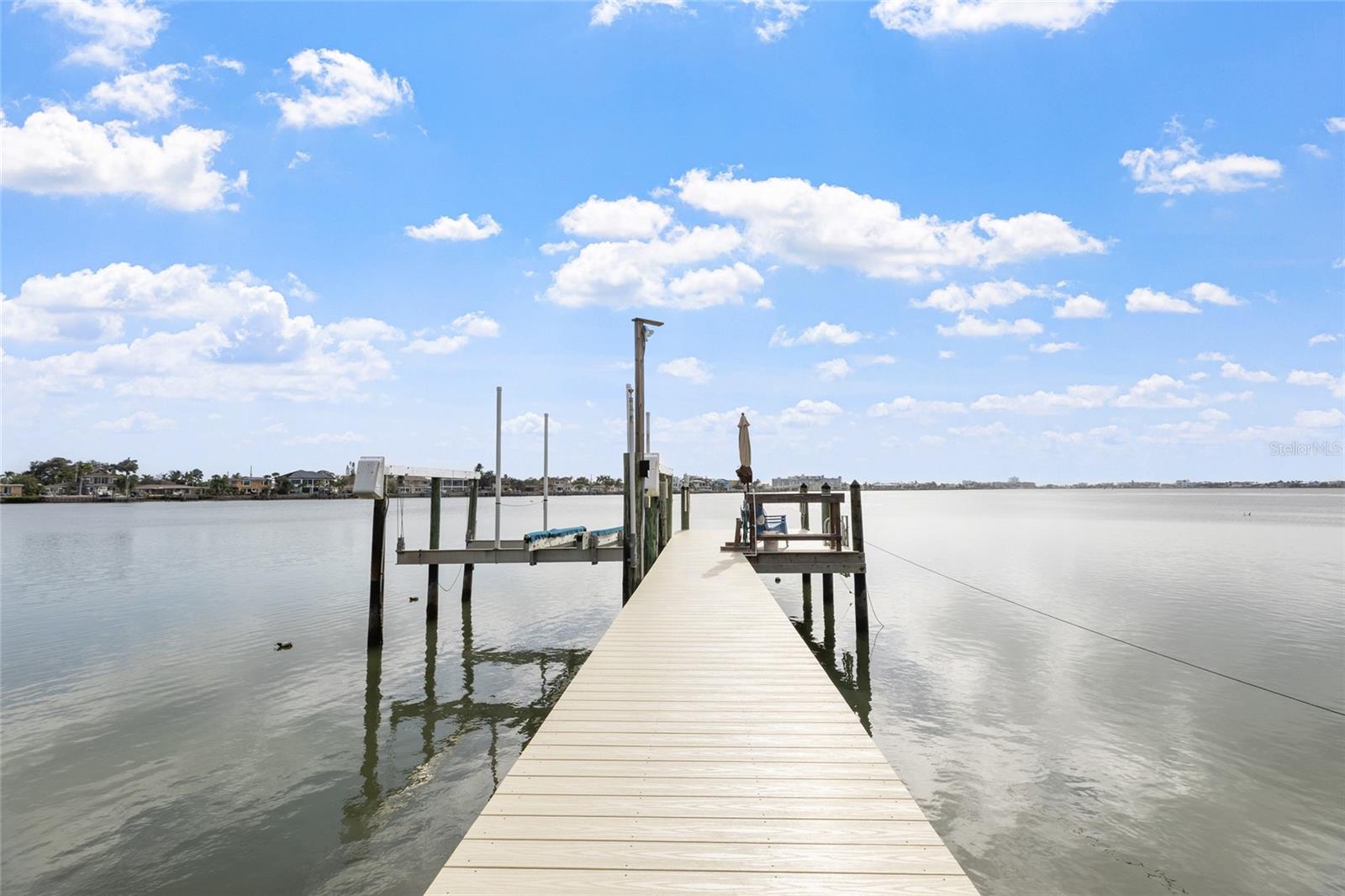 311 SUNSET DR N, ST PETERSBURG, FL