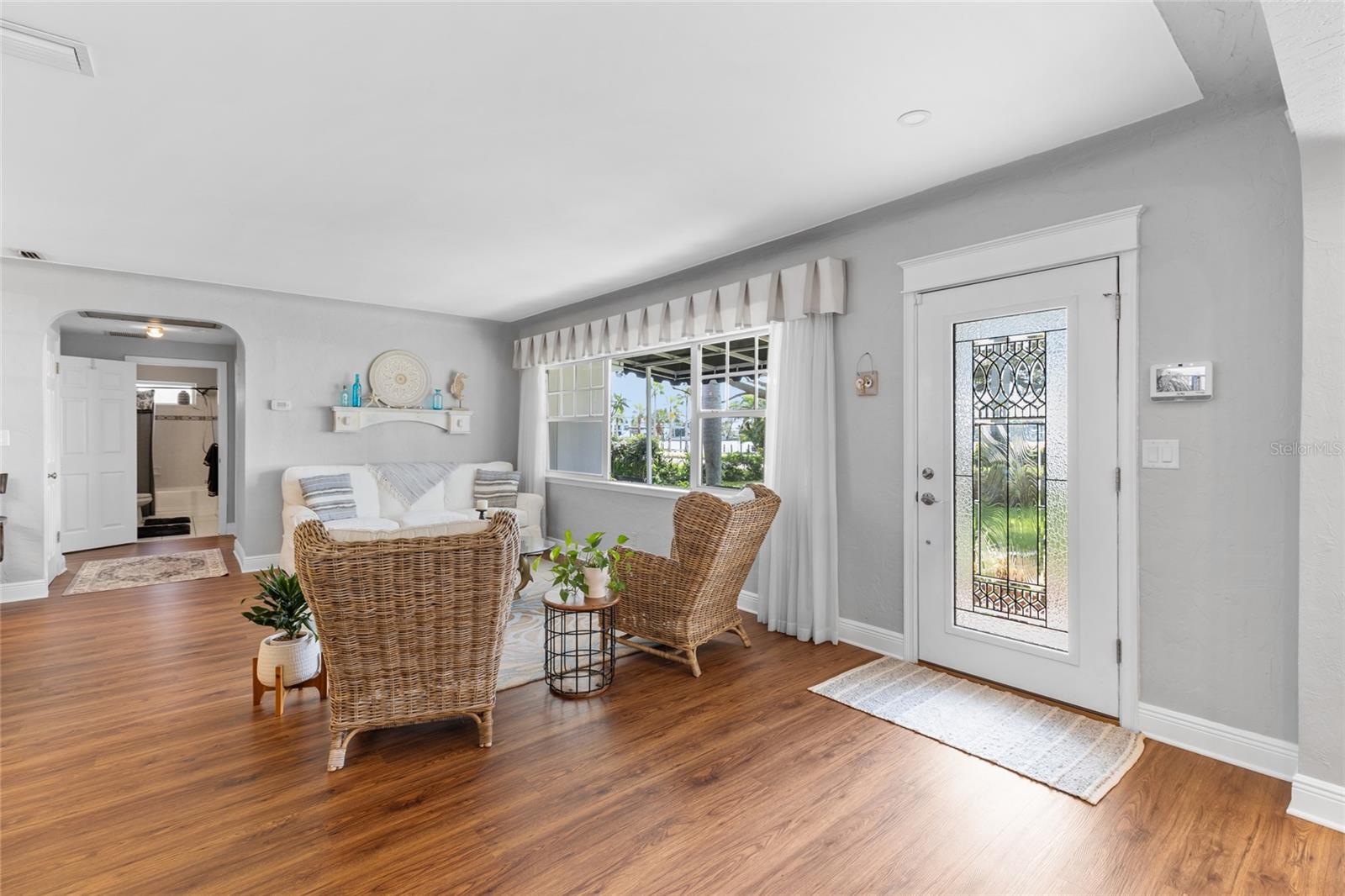 311 SUNSET DR N, ST PETERSBURG, FL — photo 17