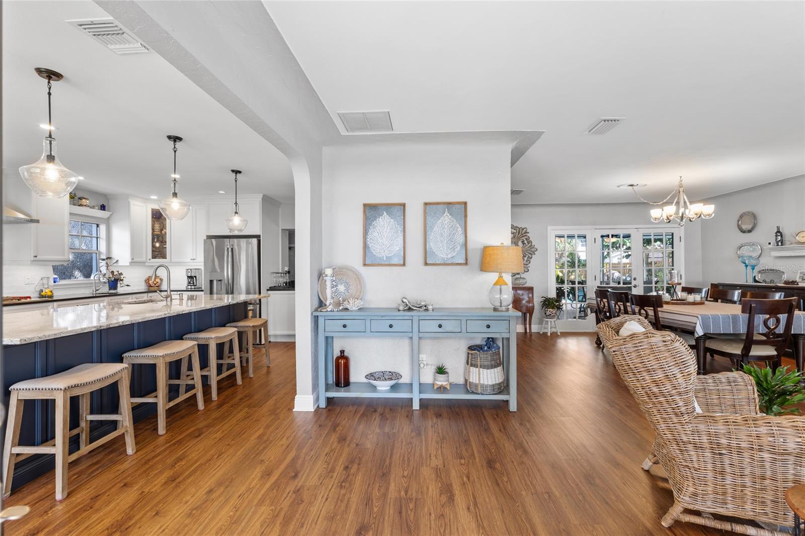 311 SUNSET DR N, ST PETERSBURG, FL — photo 18