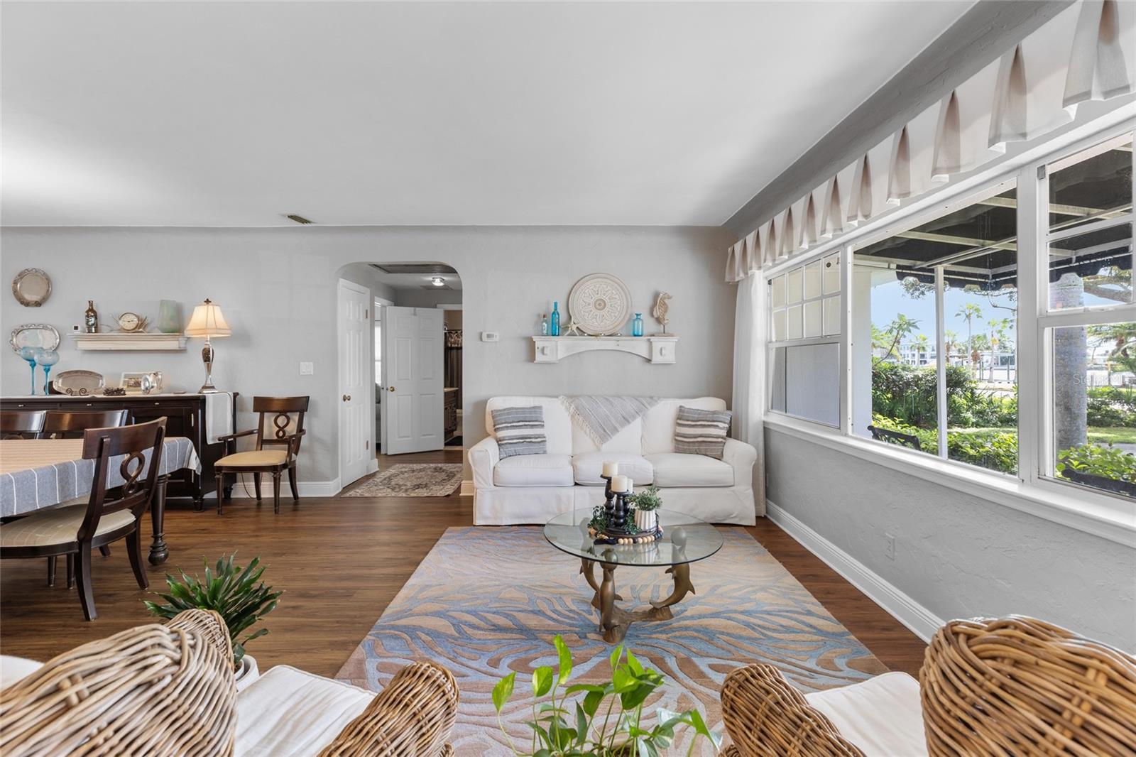311 SUNSET DR N, ST PETERSBURG, FL — photo 24