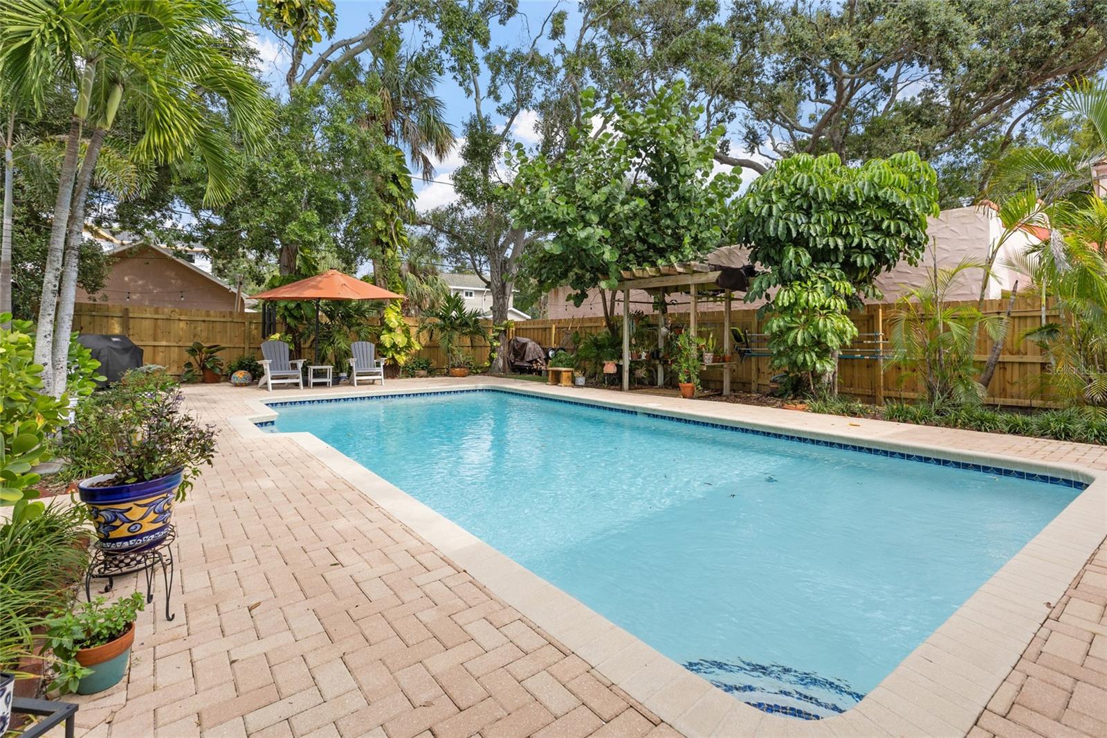 311 SUNSET DR N, ST PETERSBURG, FL — photo 48