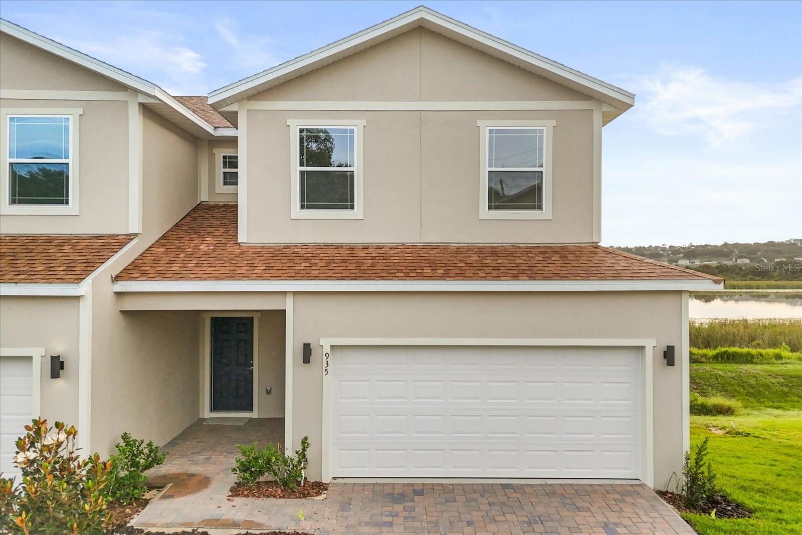 935 LAKEFRONT VILLAGE DR, CLERMONT, FL