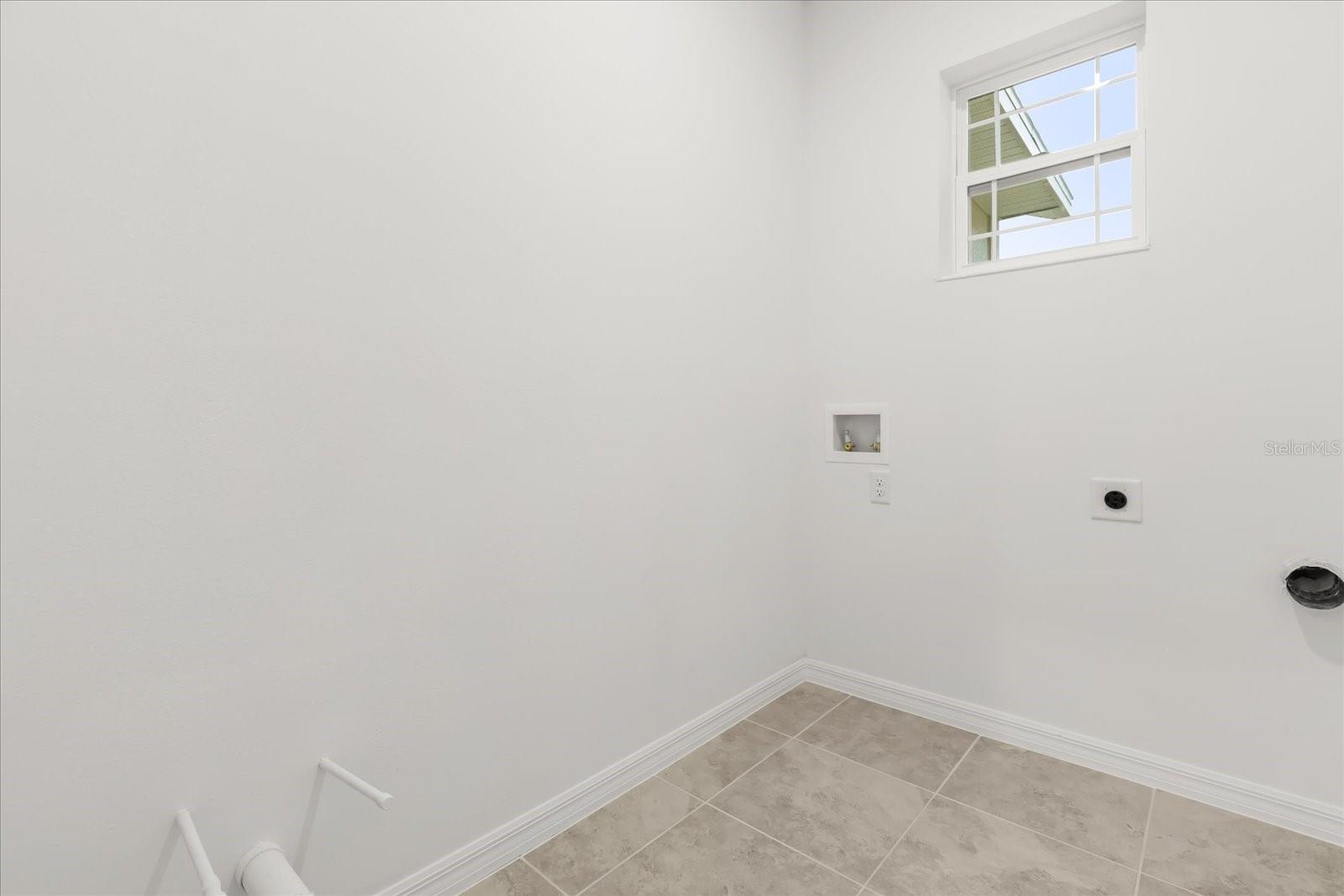 935 LAKEFRONT VILLAGE DR, CLERMONT, FL — photo 23