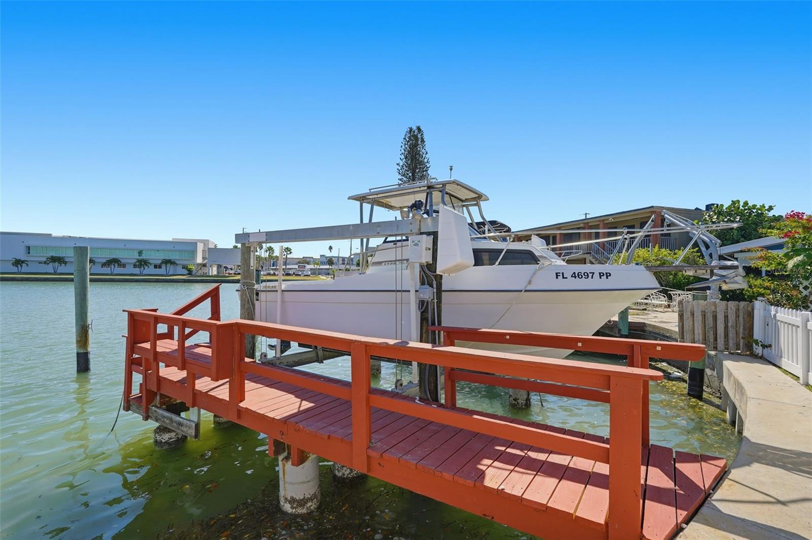 15302 HARBOR DR, MADEIRA BEACH, FL — photo 38
