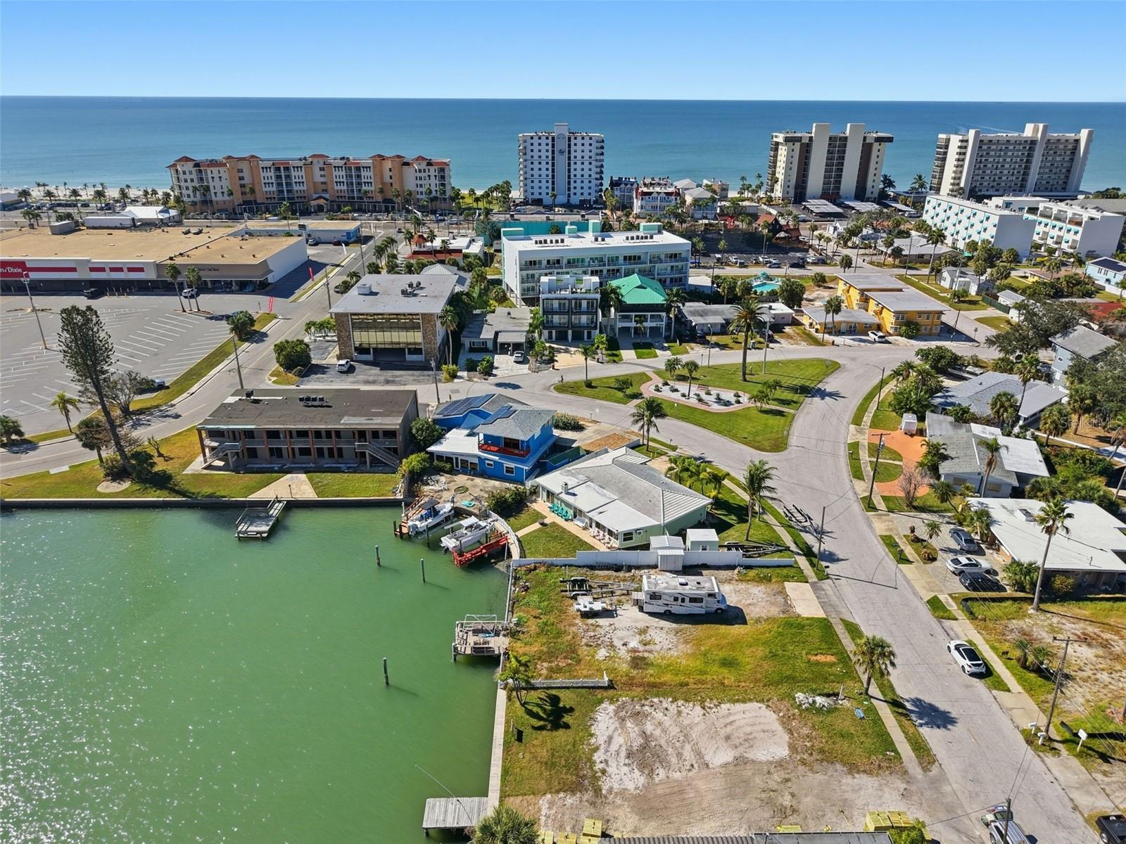 15302 HARBOR DR, MADEIRA BEACH, FL — photo 45