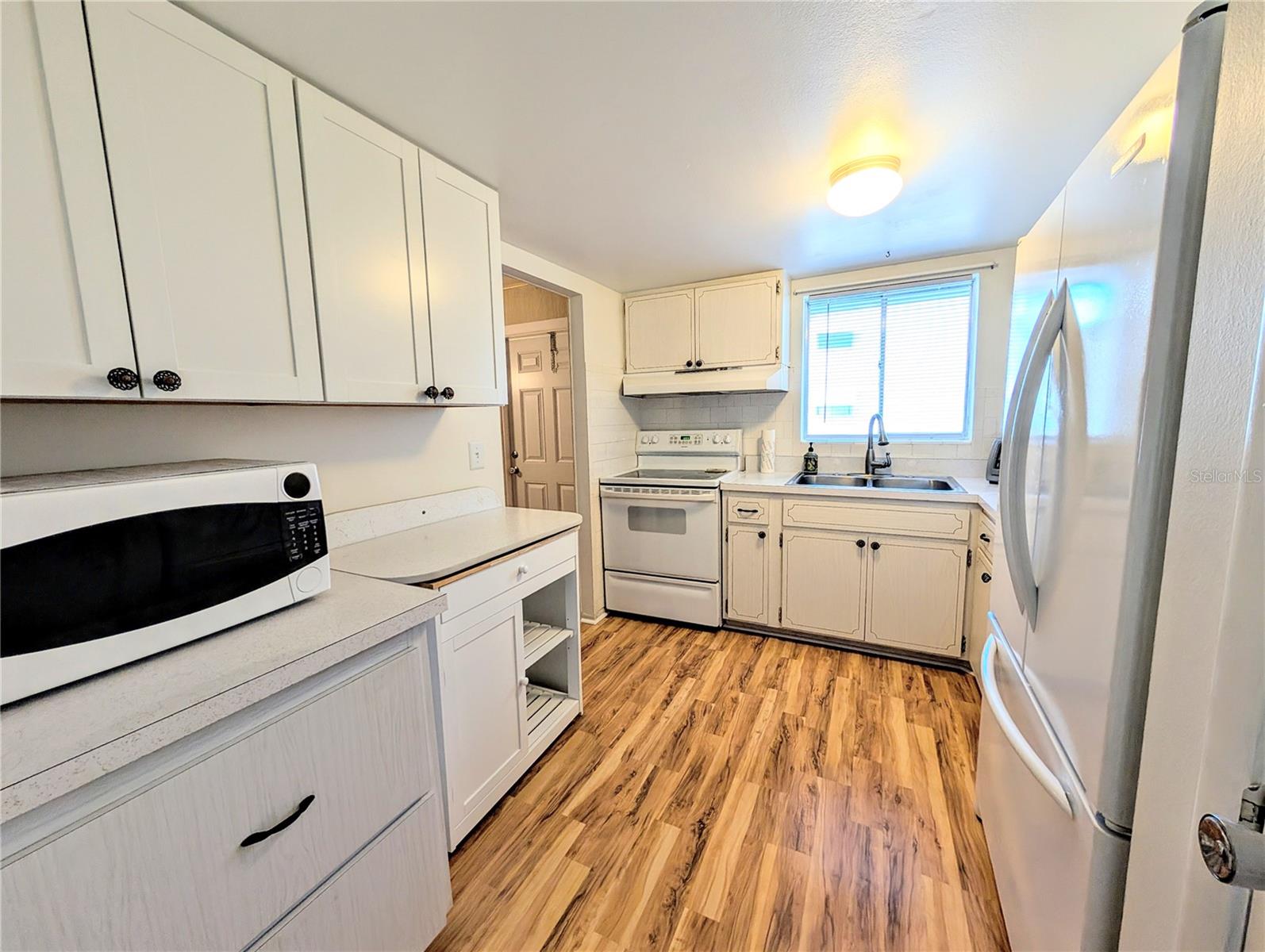 5855 PALM LN #B21, BRADENTON, FL — photo 4