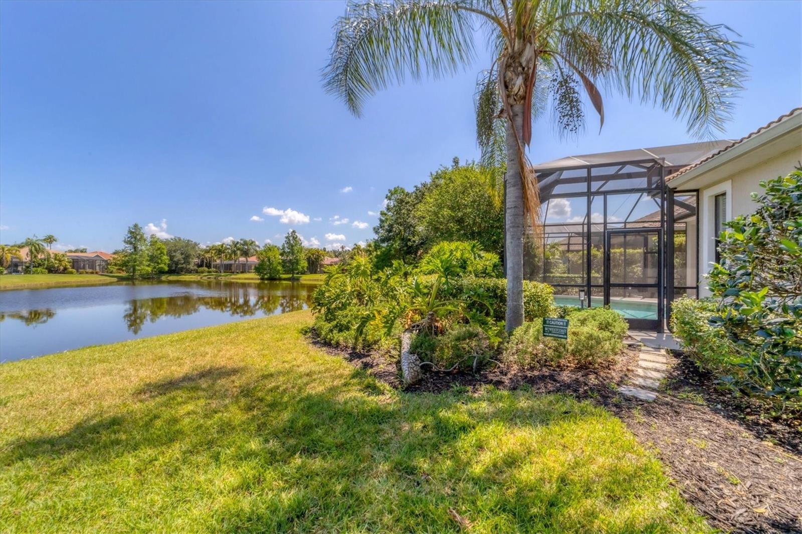 13853 SIENA LOOP, LAKEWOOD RANCH, FL — photo 32