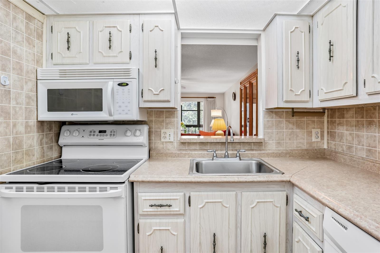 11485 OAKHURST RD #200-306, LARGO, FL — photo 8