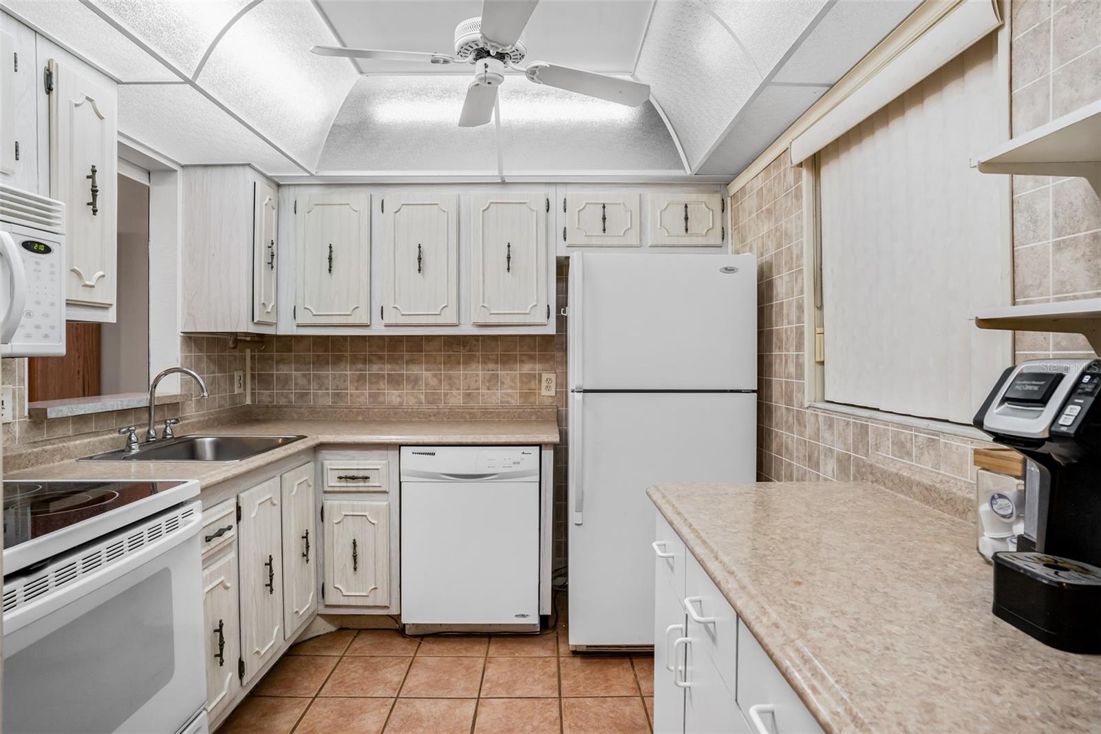 11485 OAKHURST RD #200-306, LARGO, FL — photo 10