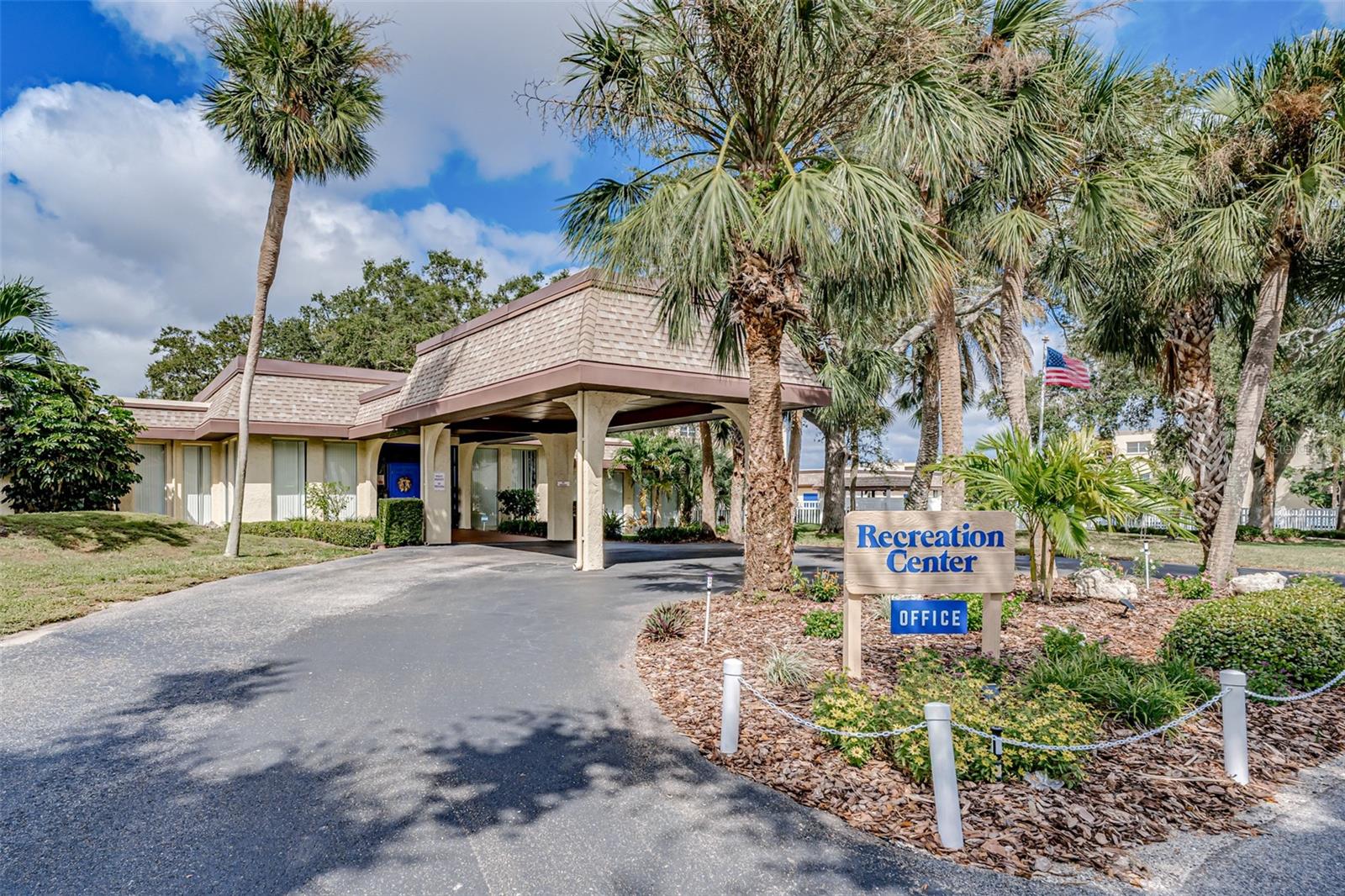 11485 OAKHURST RD #200-306, LARGO, FL — photo 27