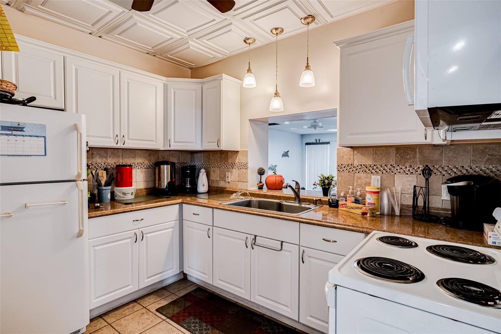 11485 OAKHURST RD #200-306, LARGO, FL — photo 36