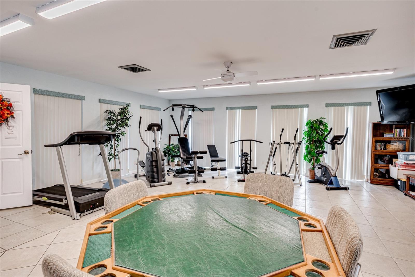 11485 OAKHURST RD #200-306, LARGO, FL — photo 38