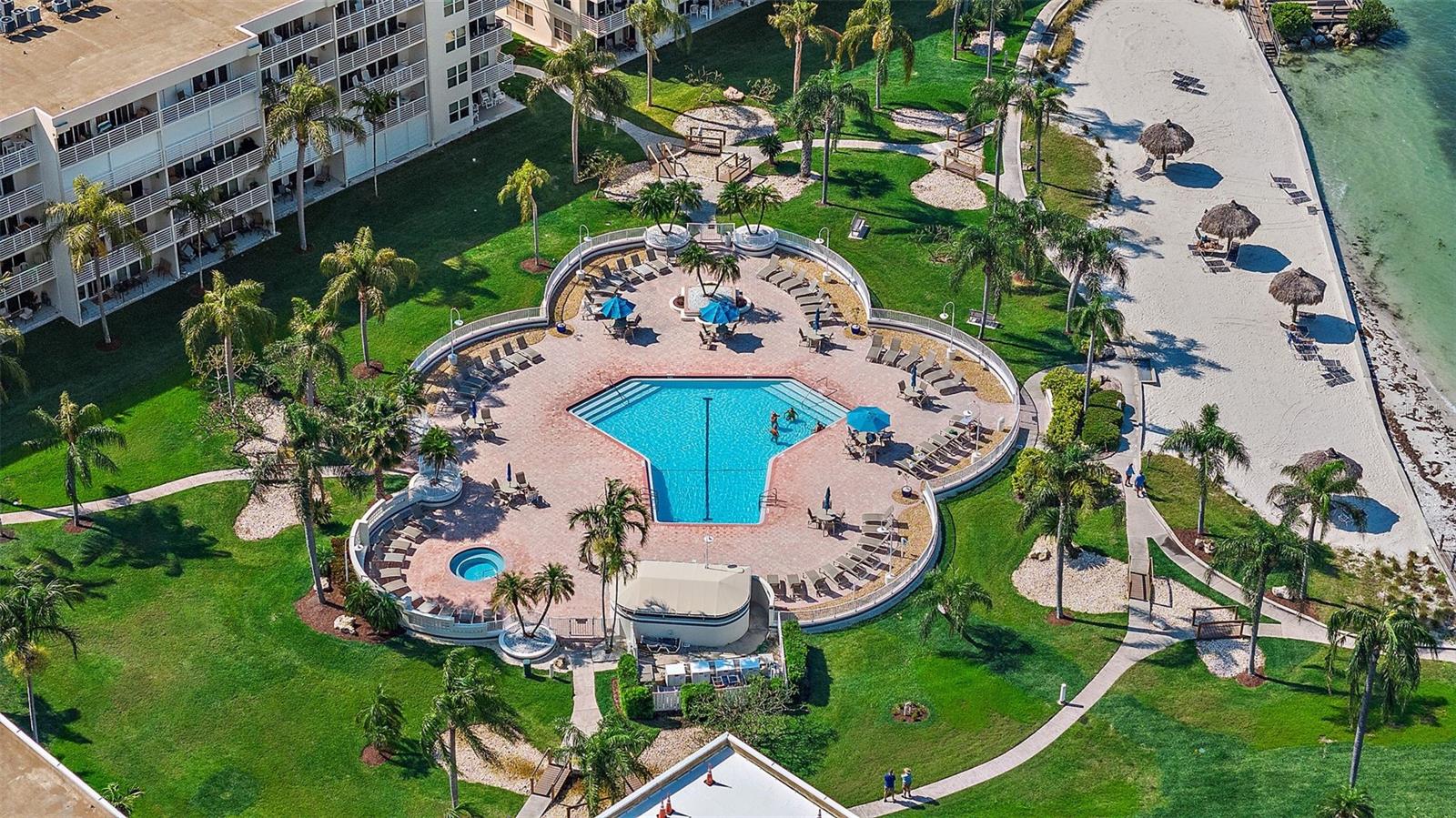 6021 BAHIA DEL MAR CIR #137, ST PETERSBURG, FL — photo 10