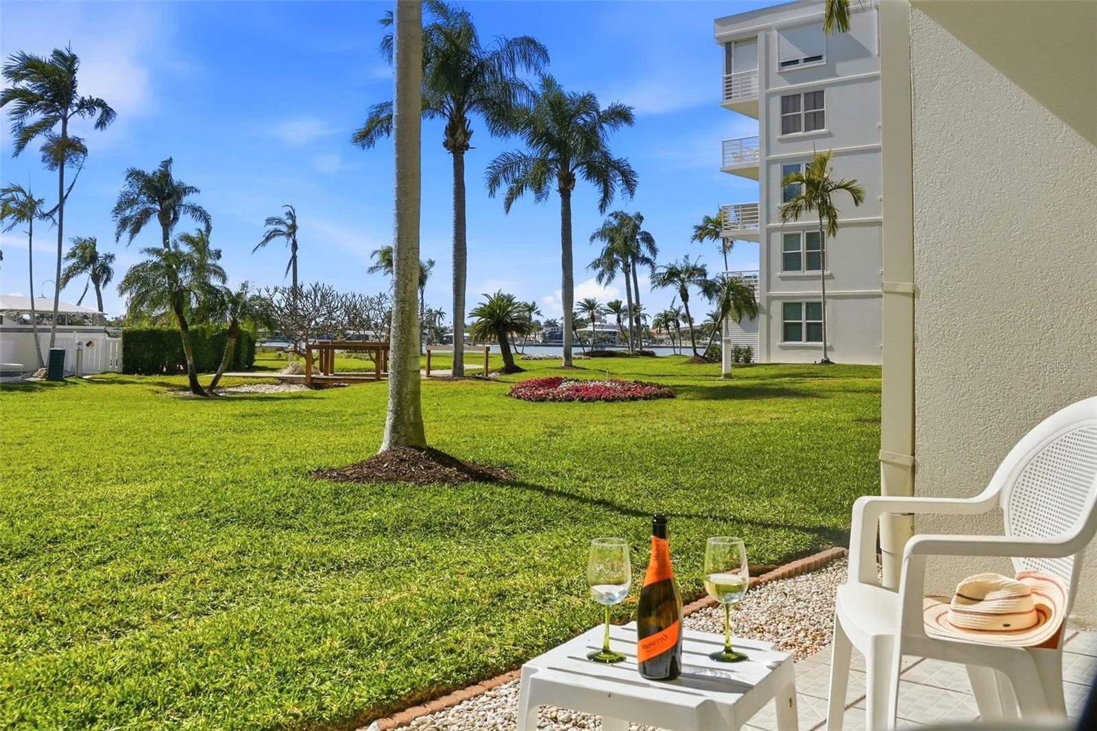 6021 BAHIA DEL MAR CIR #137, ST PETERSBURG, FL — photo 15