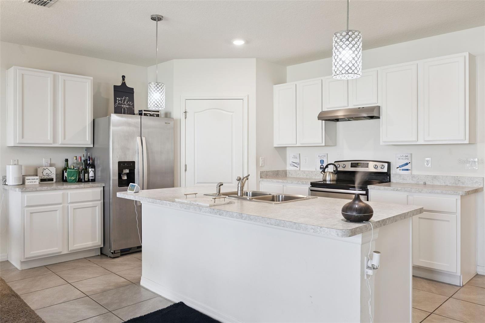 2541 GLACIER EXPRESS LN, TAVARES, FL — photo 20