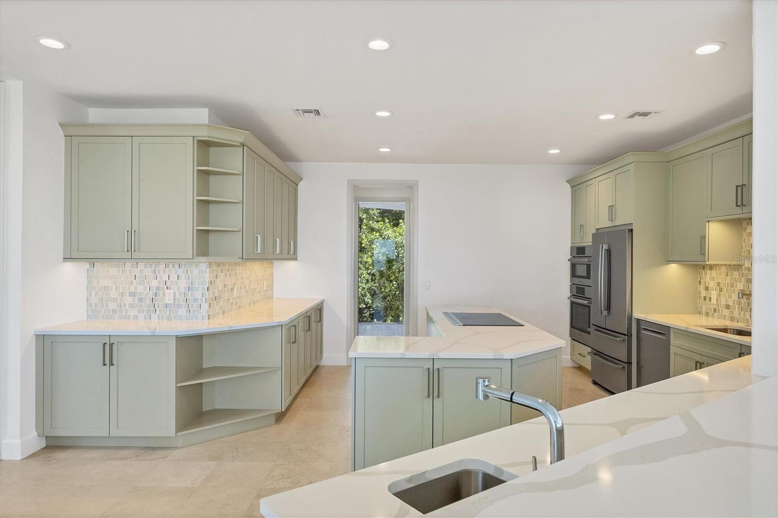 5801 GULF OF MEXICO DR, LONGBOAT KEY, FL — photo 3