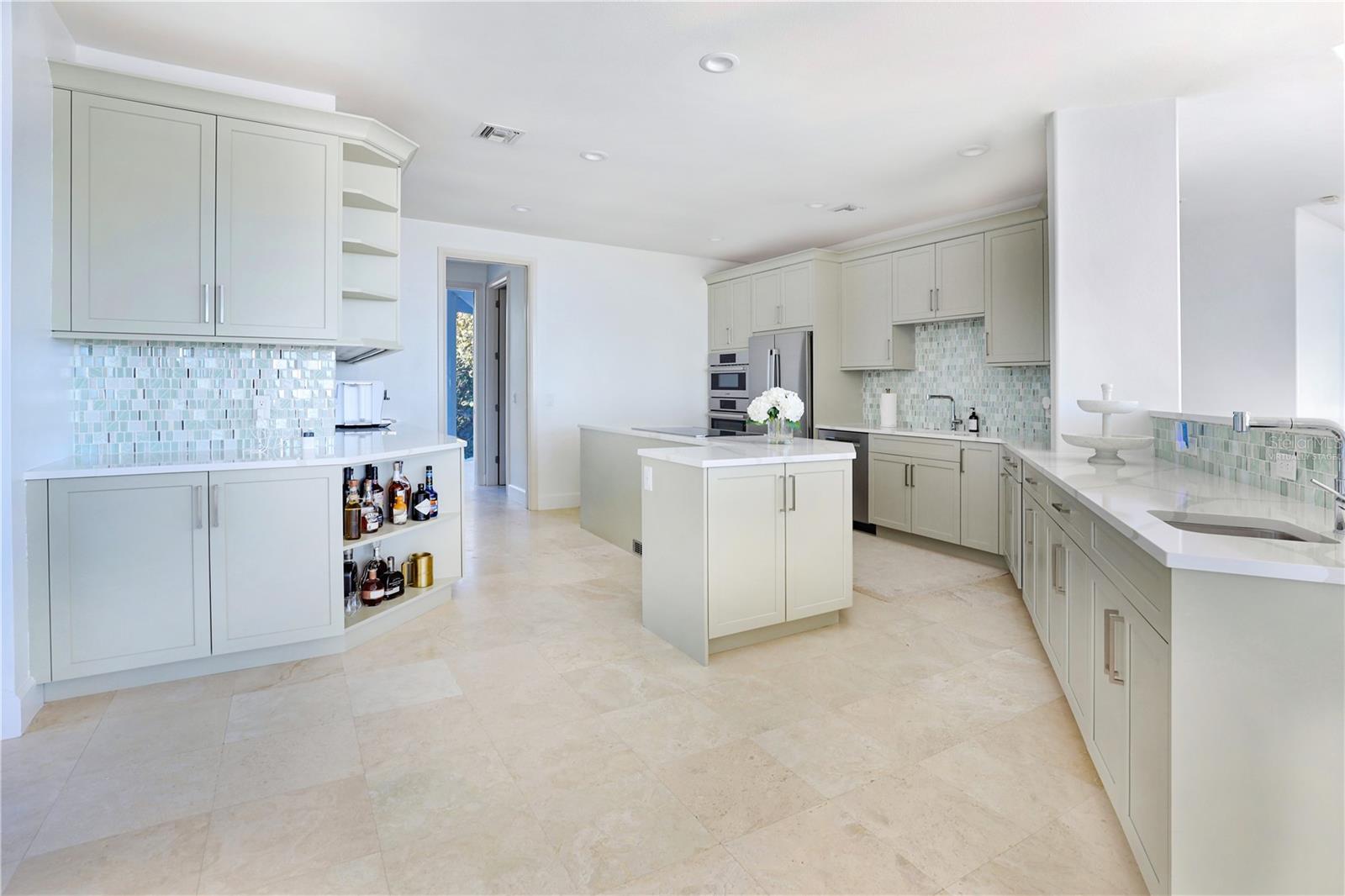5801 GULF OF MEXICO DR, LONGBOAT KEY, FL — photo 47