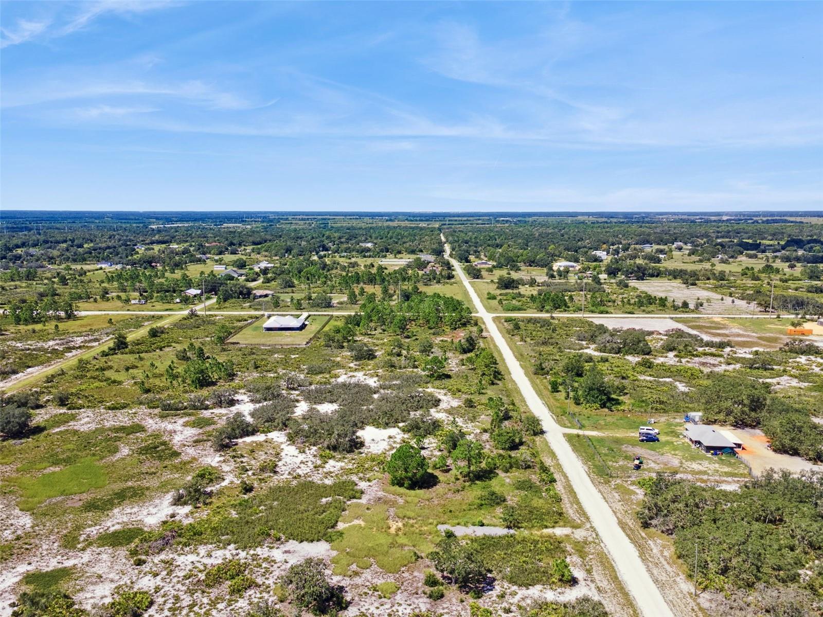 2253 W SHULA RD, AVON PARK, FL — photo 5