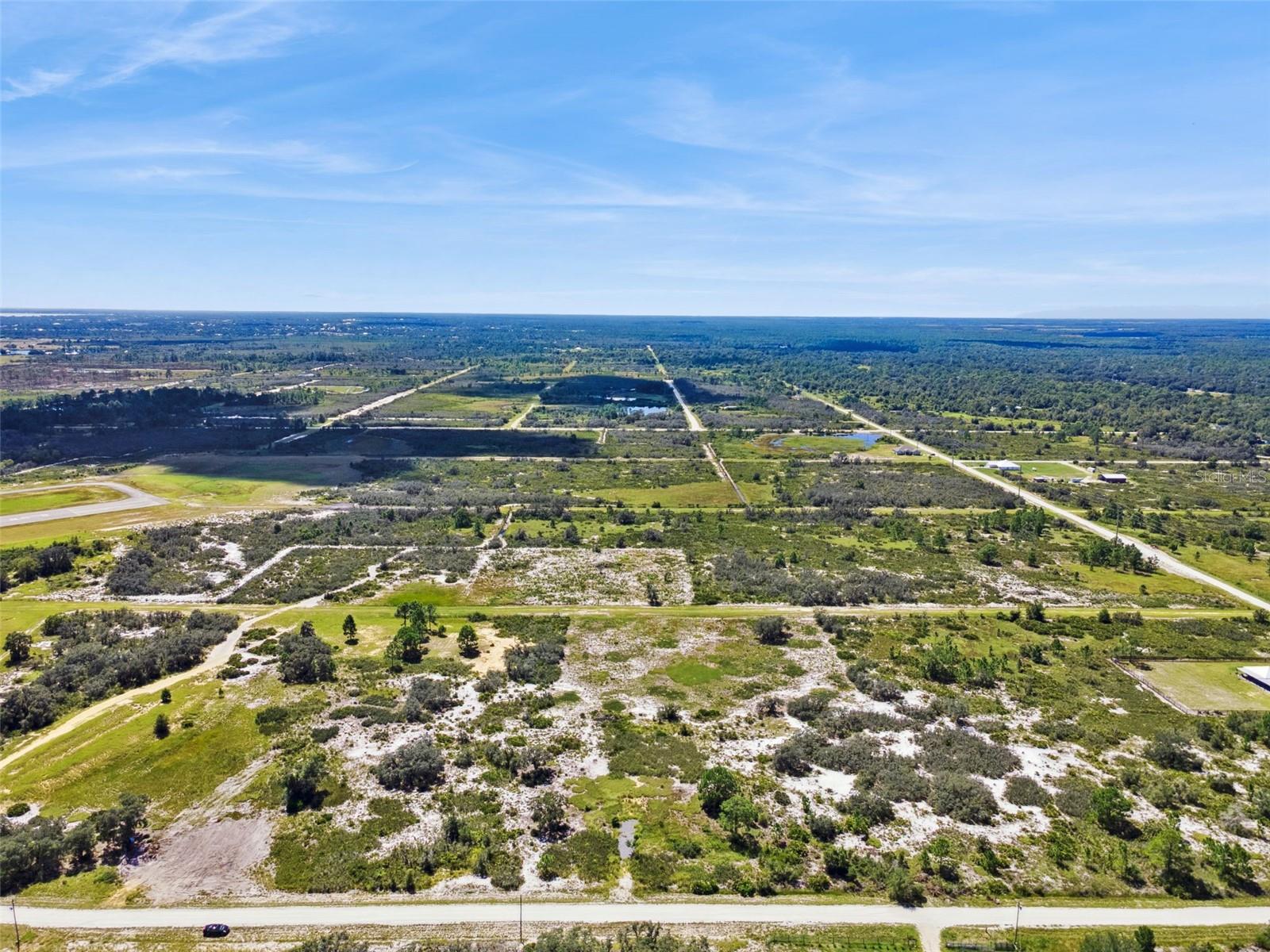 2253 W SHULA RD, AVON PARK, FL — photo 9