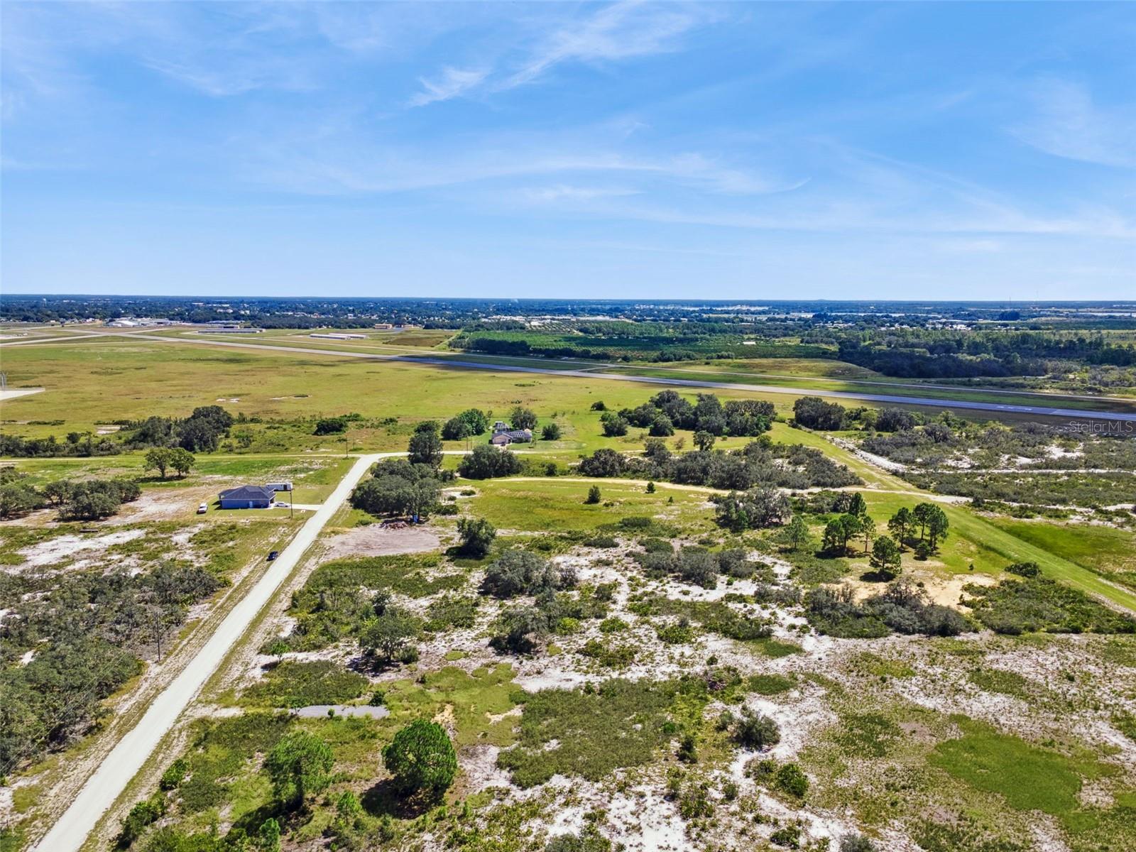 2253 W SHULA RD, AVON PARK, FL — photo 18