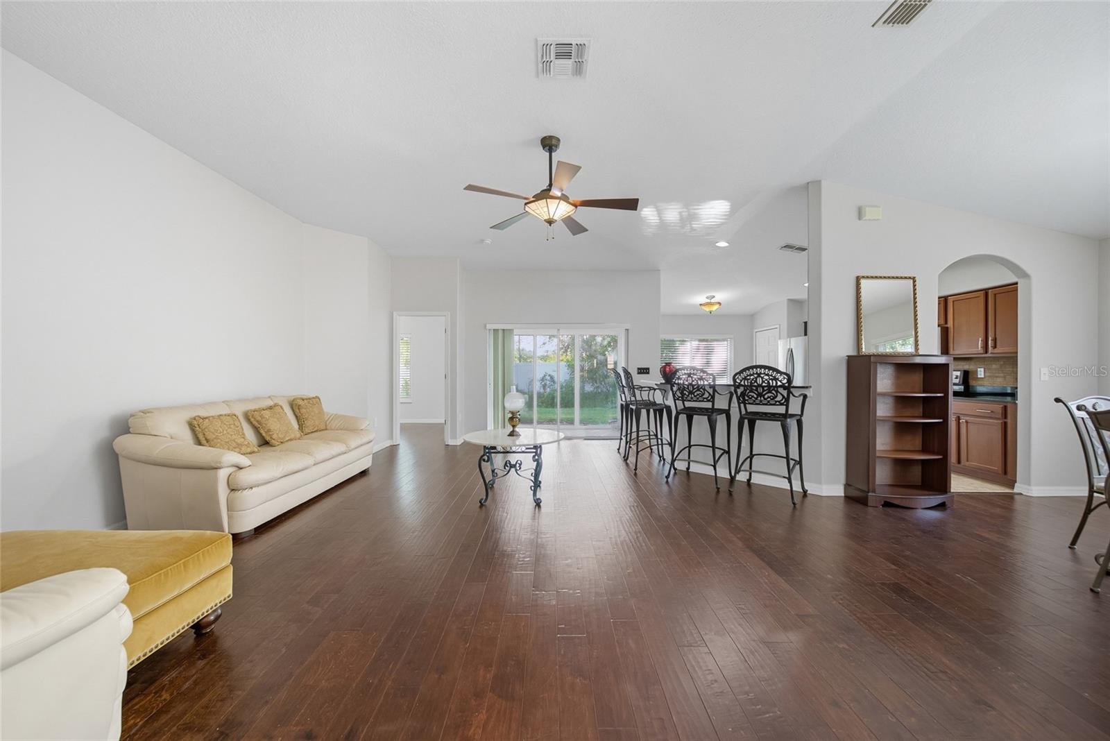 9427 ROLLING CIR, SAN ANTONIO, FL — photo 22
