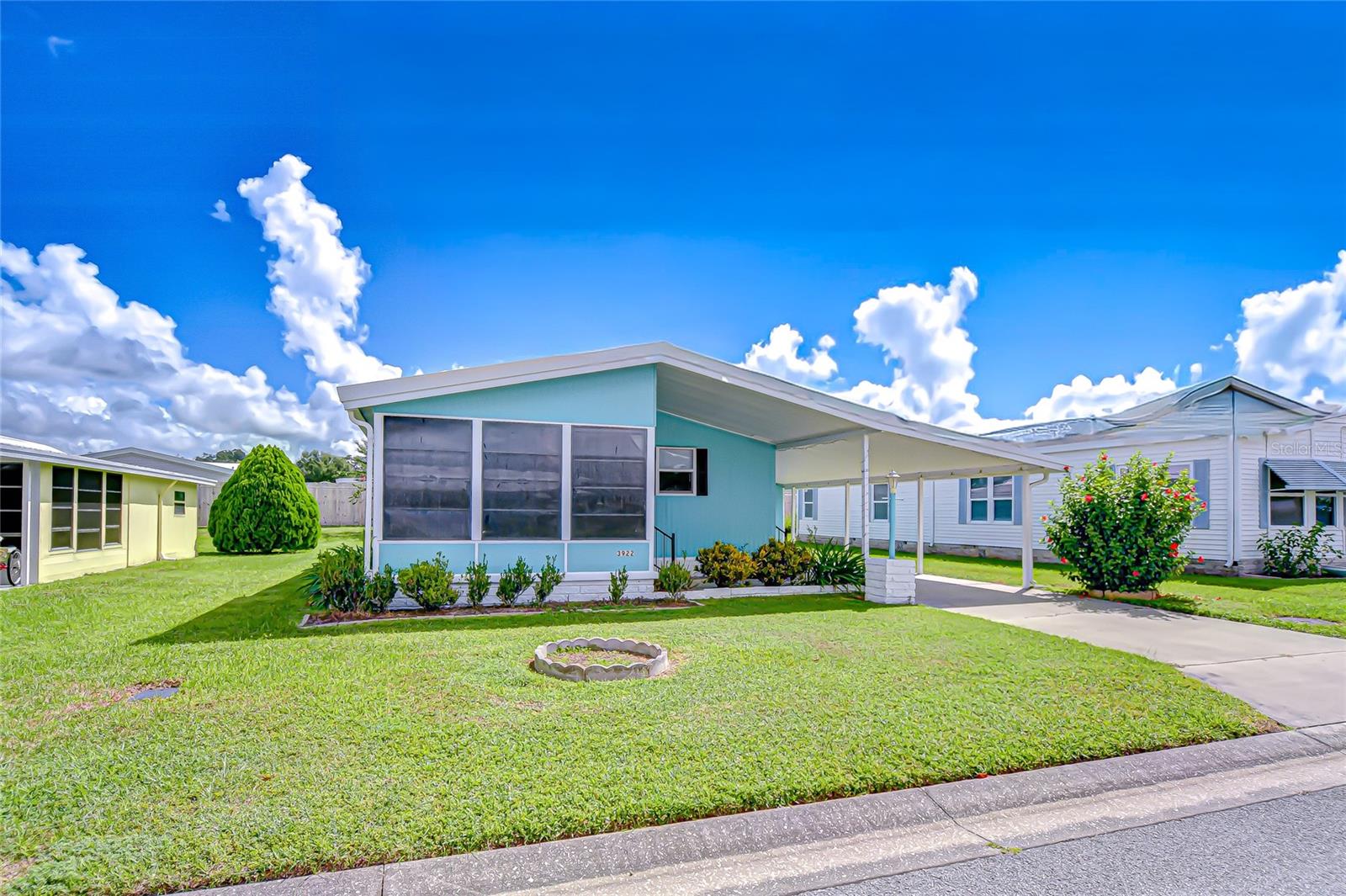 3922 WILLIAM HUME DR, ZEPHYRHILLS, FL