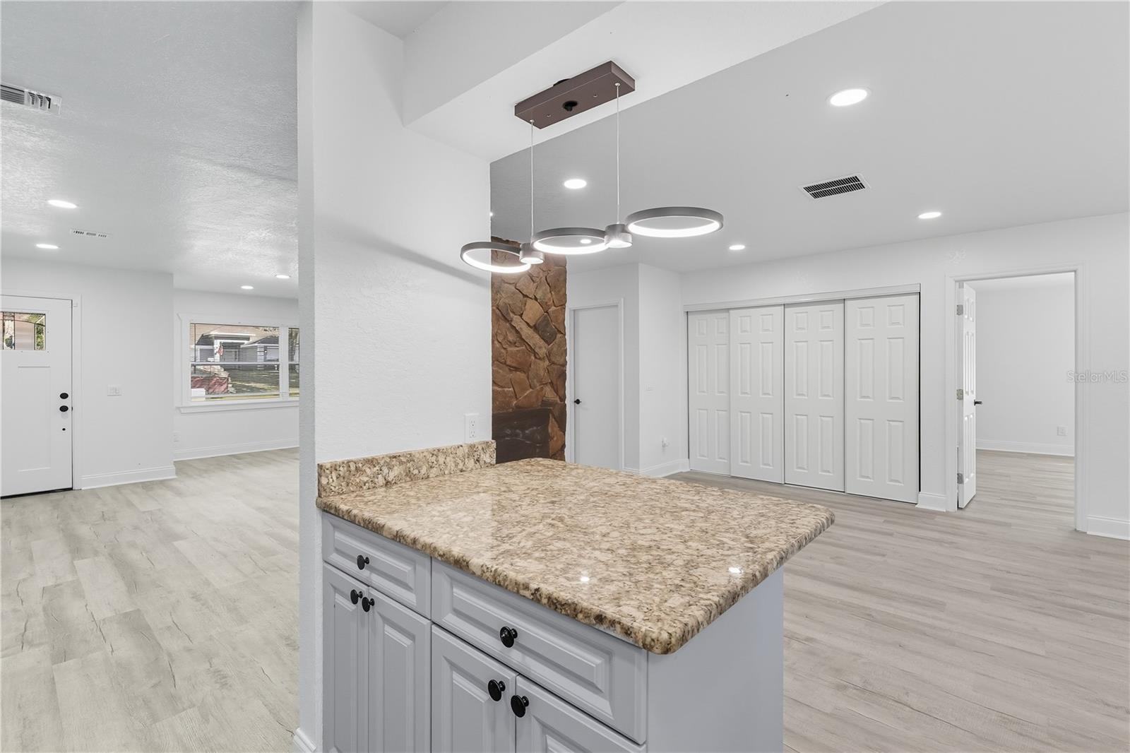 577 WATERFALL DR, SPRING HILL, FL — photo 12