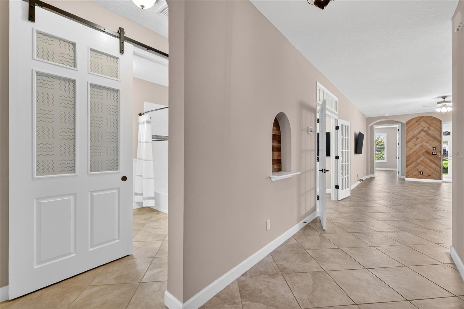8852 BRIDGEPORT BAY CIR, MOUNT DORA, FL — photo 9