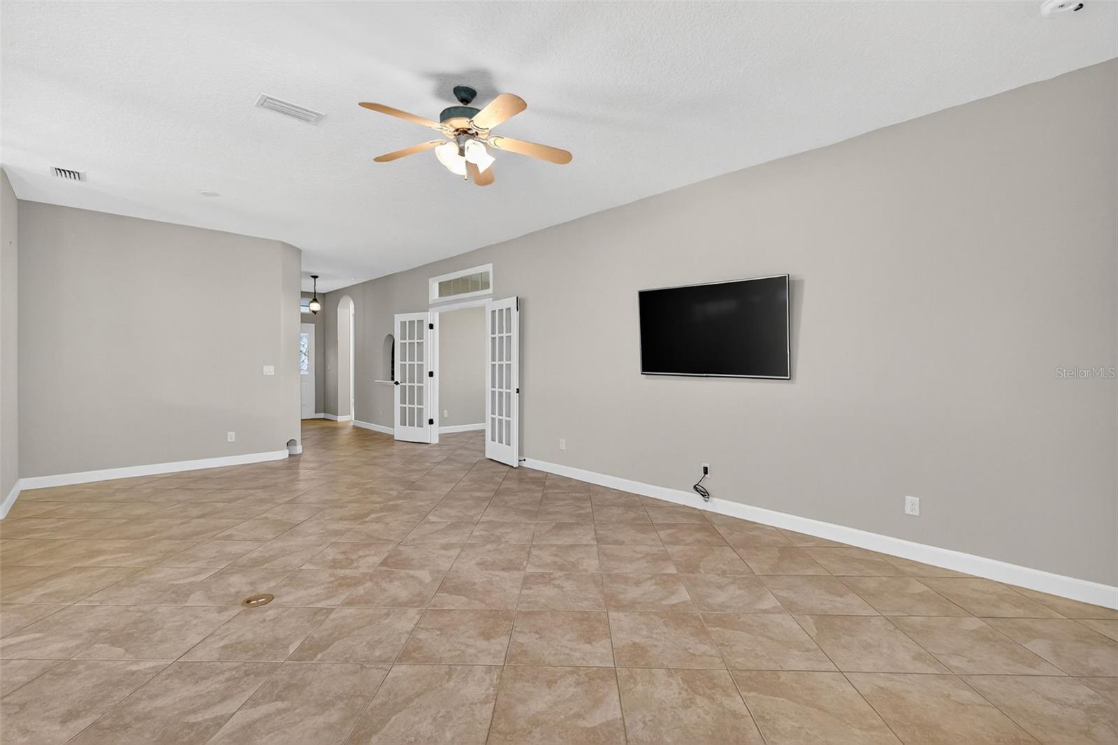 8852 BRIDGEPORT BAY CIR, MOUNT DORA, FL — photo 15