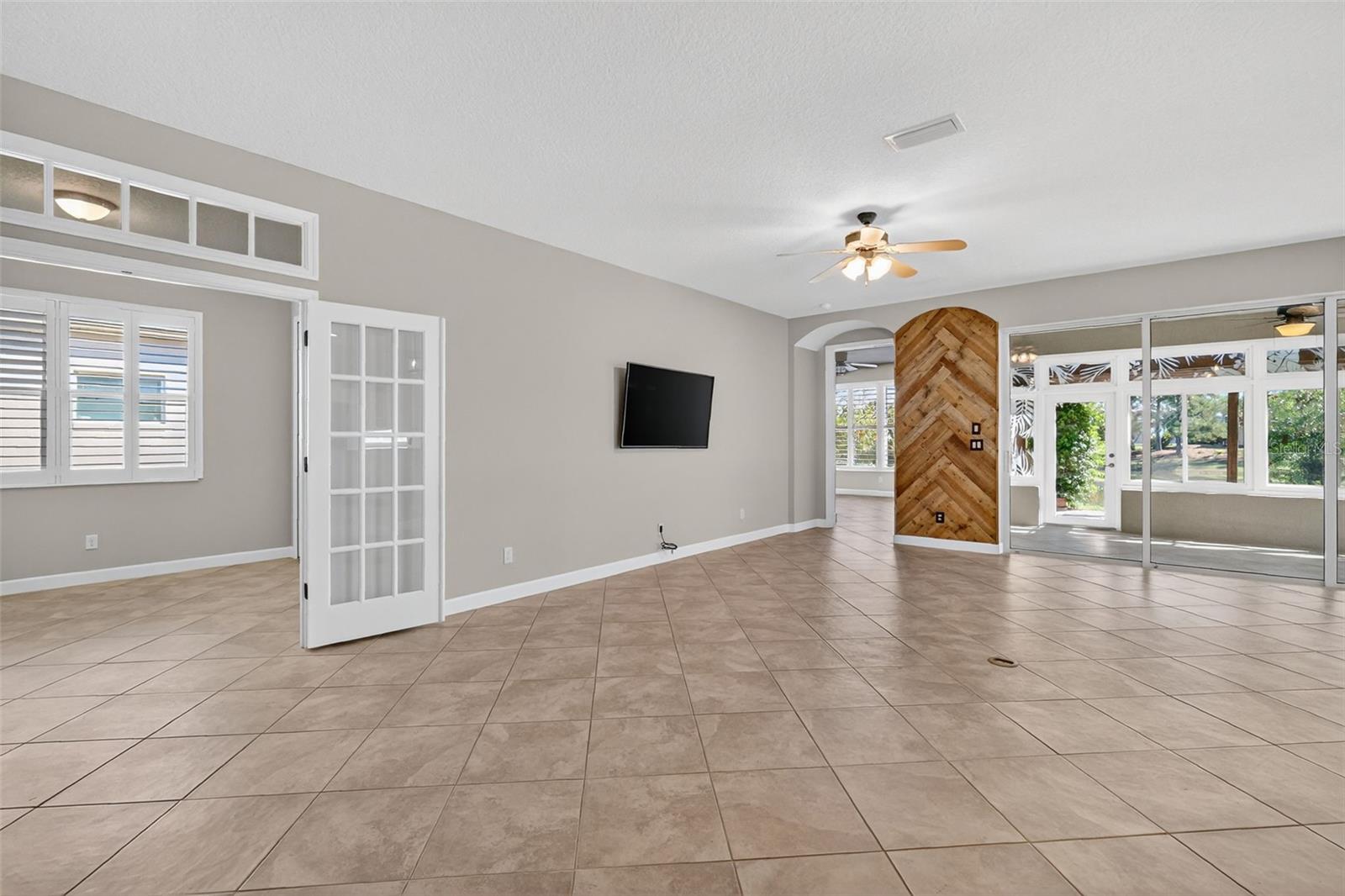 8852 BRIDGEPORT BAY CIR, MOUNT DORA, FL — photo 17