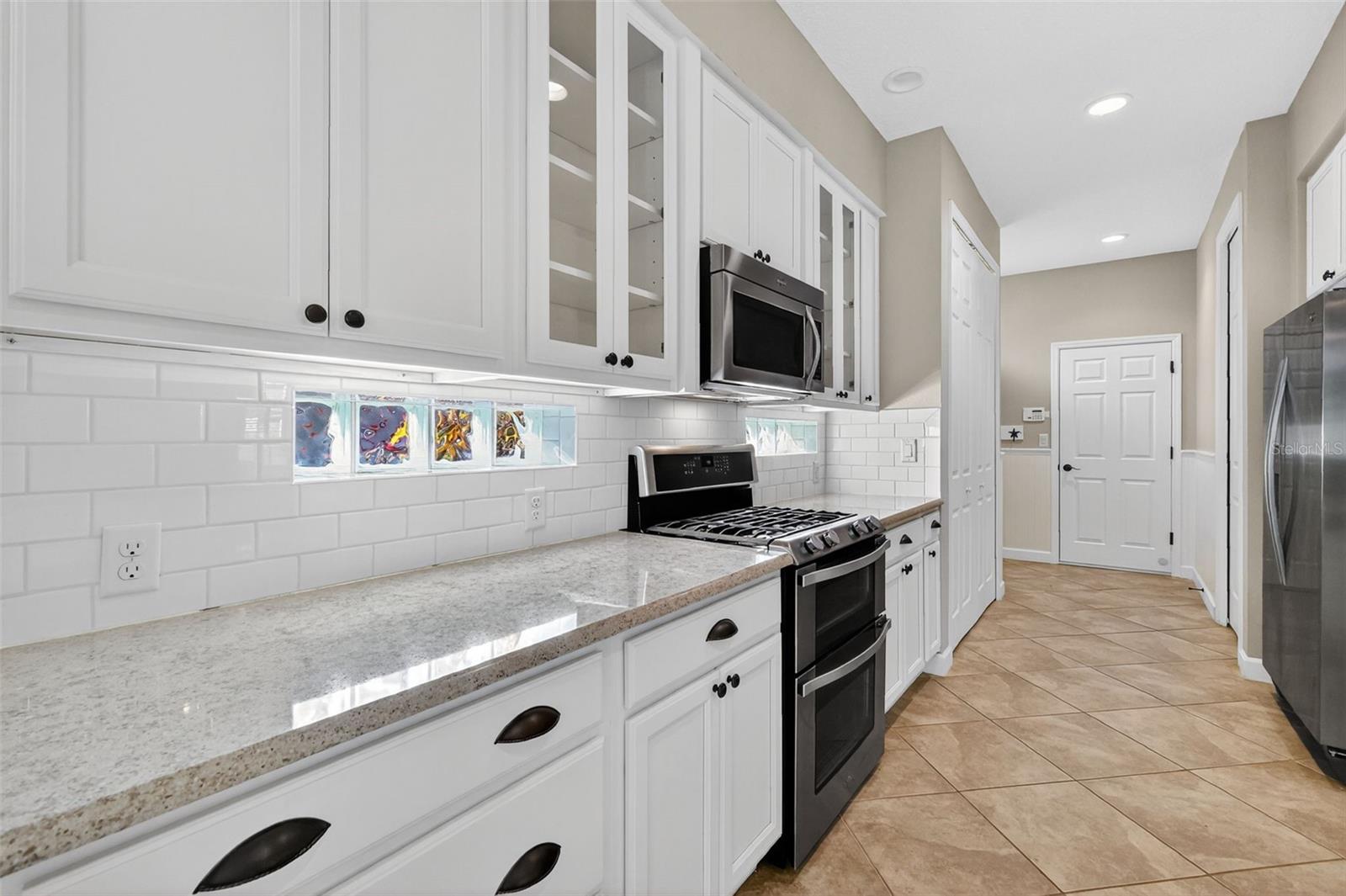 8852 BRIDGEPORT BAY CIR, MOUNT DORA, FL — photo 35