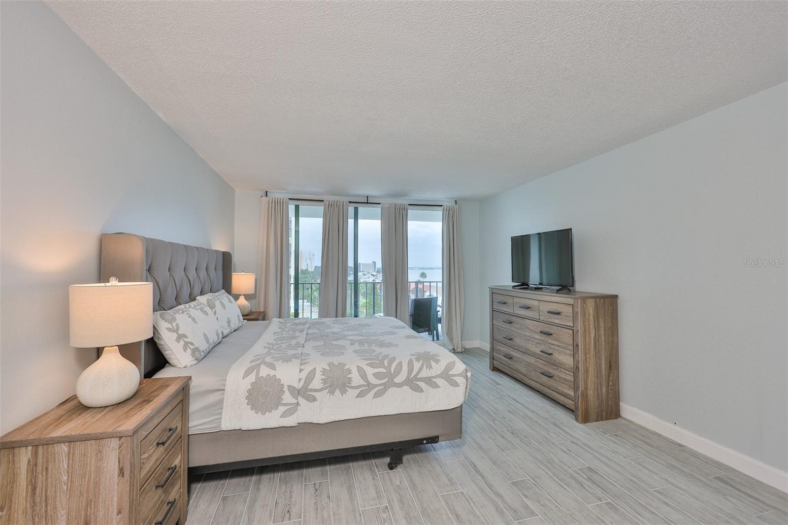 1400 GULF BLVD #704, CLEARWATER BEACH, FL — photo 31