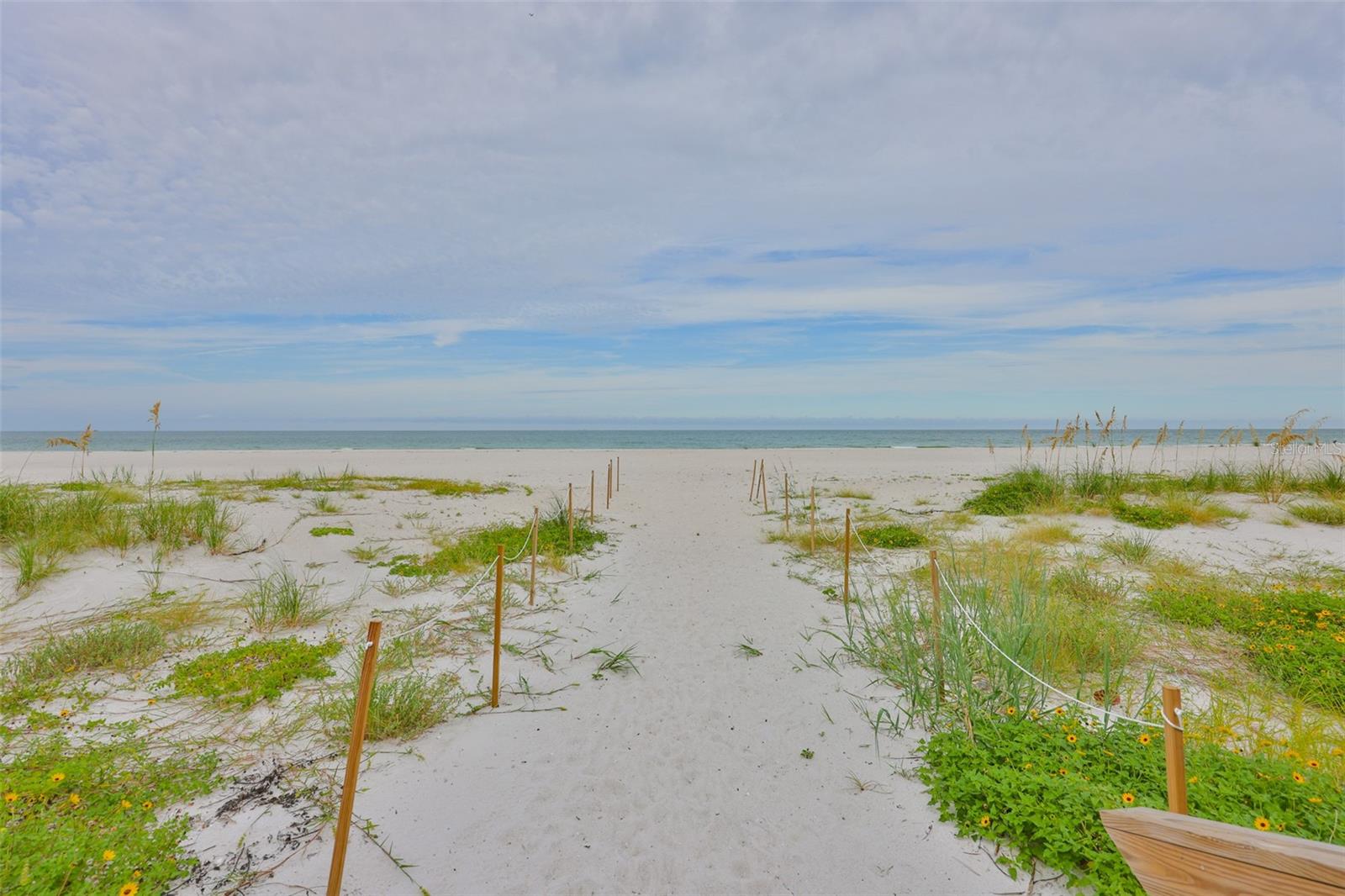 1400 GULF BLVD #704, CLEARWATER BEACH, FL — photo 59