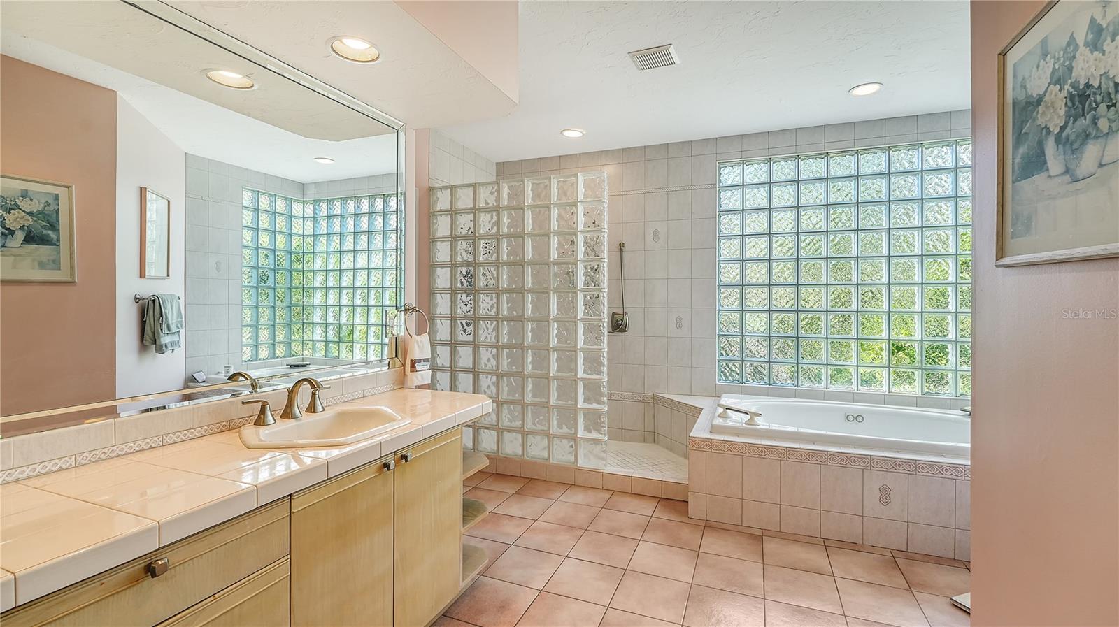 350 GULF OF MEXICO DR #211, LONGBOAT KEY, FL — photo 15