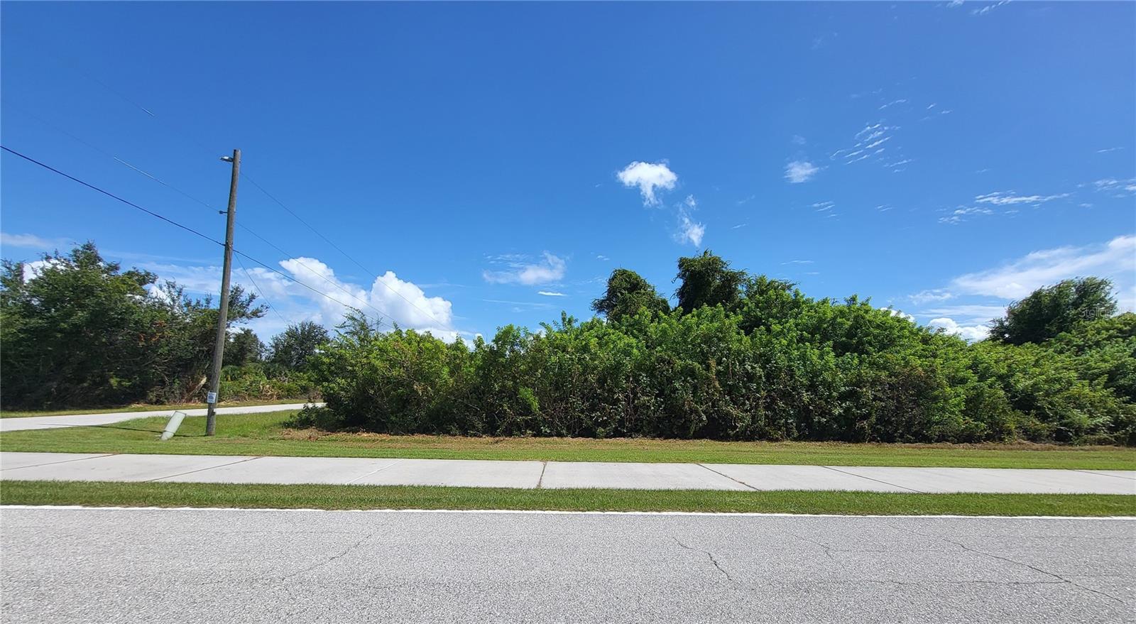 10044 CALUMET BLVD, PORT CHARLOTTE, FL — photo 2
