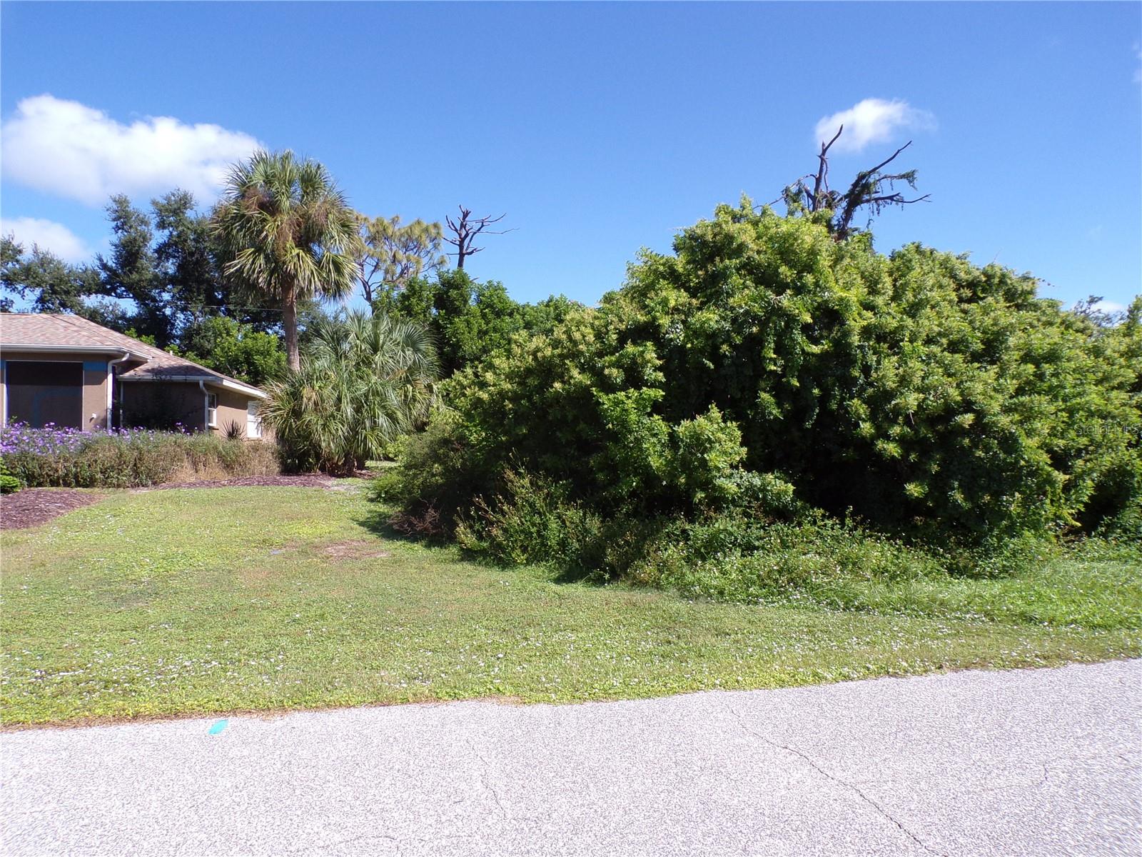10152 WILLOWOOD AVE, ENGLEWOOD, FL — photo 3