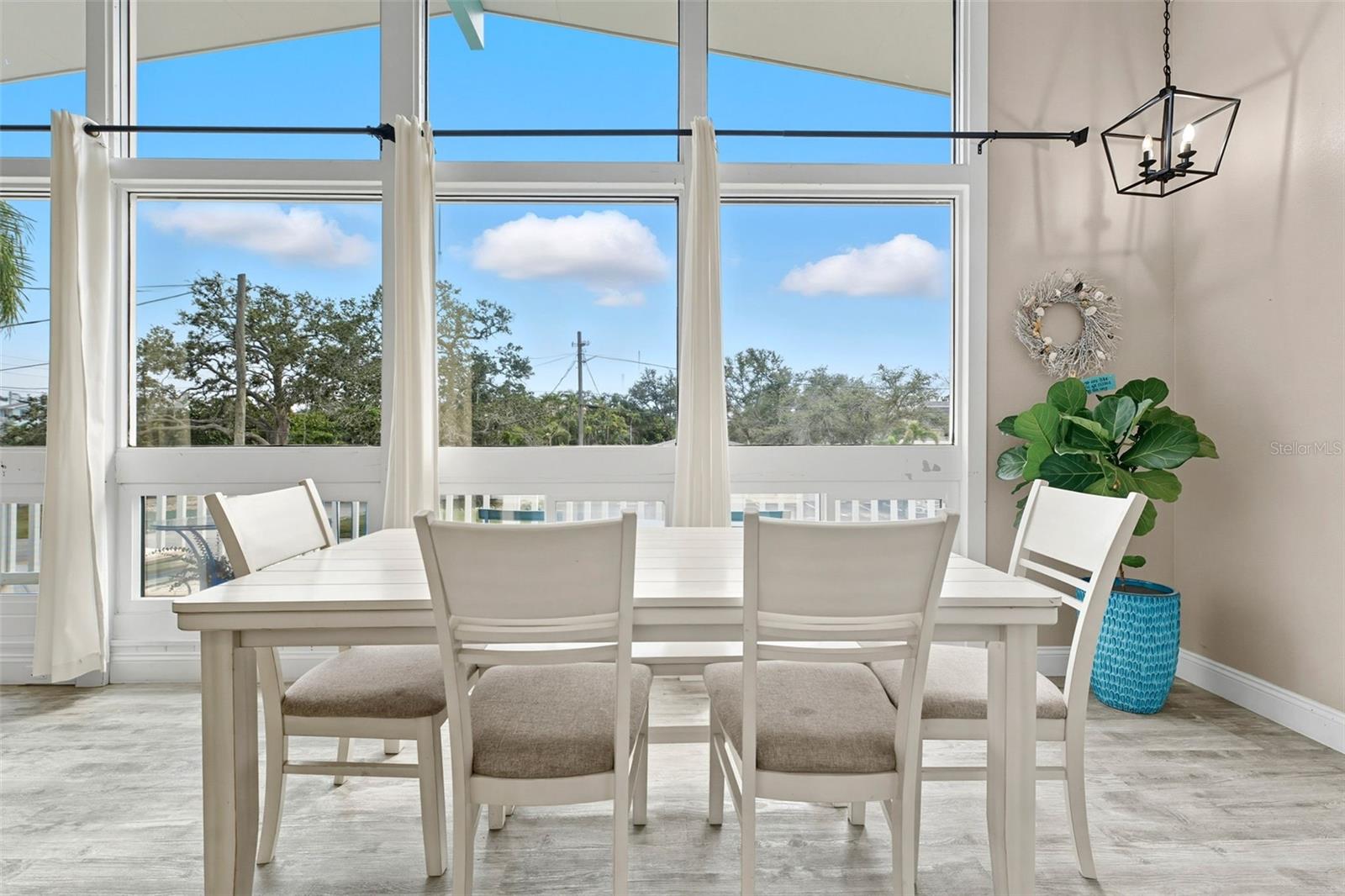208 BATES AVE, INDIAN ROCKS BEACH, FL — photo 11