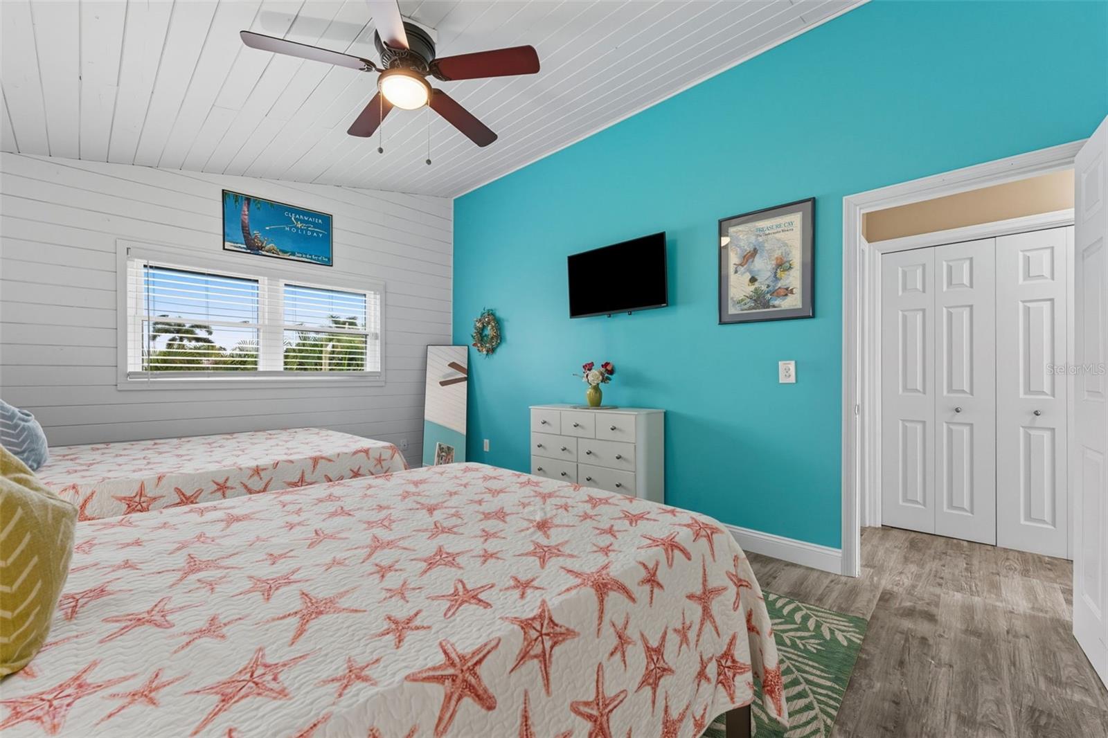208 BATES AVE, INDIAN ROCKS BEACH, FL — photo 25