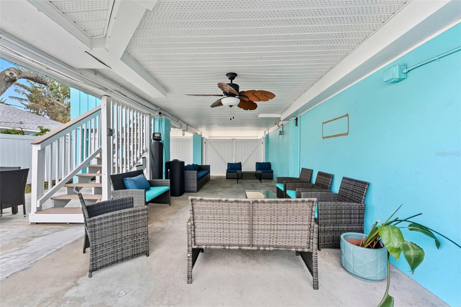 208 BATES AVE, INDIAN ROCKS BEACH, FL — photo 32
