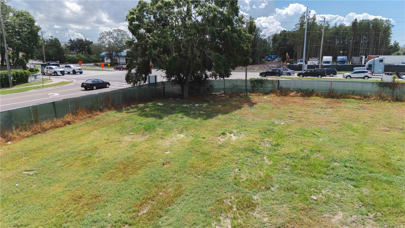 5406 W LINEBAUGH AVE, TAMPA, FL — photo 11