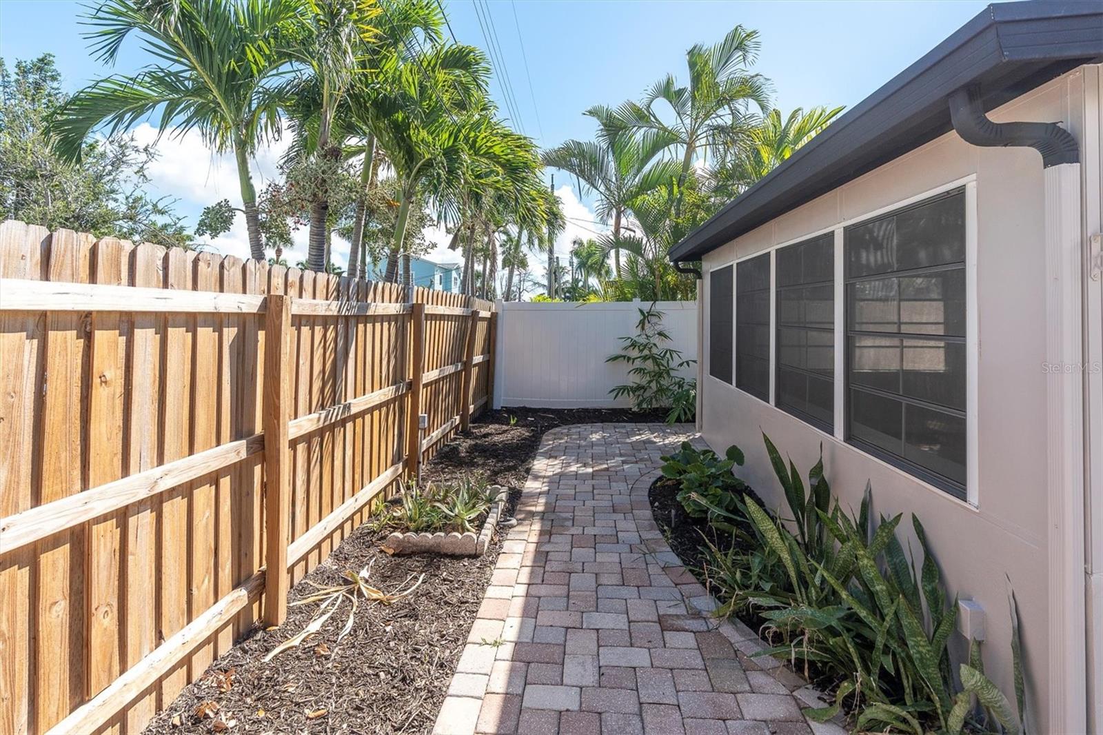 197 LIDO DR, ST PETE BEACH, FL — photo 36
