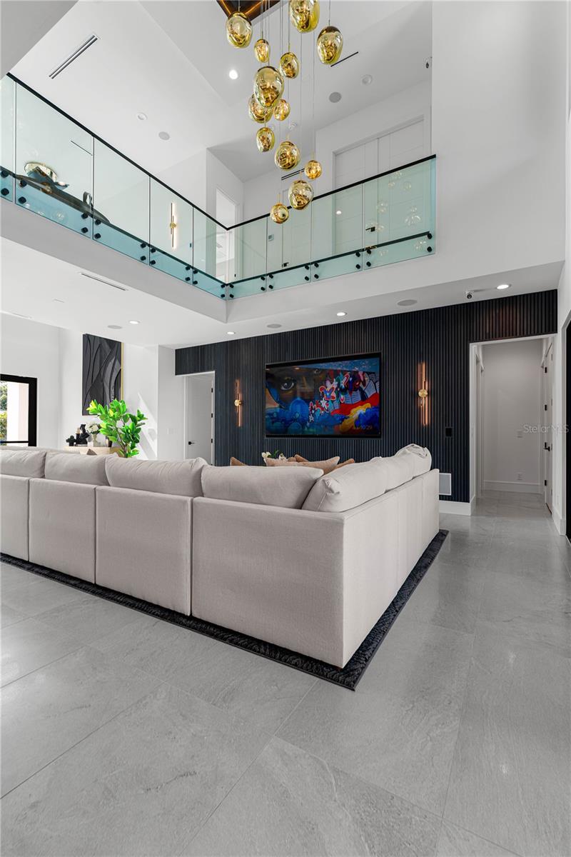 5002 W POE AVE, TAMPA, FL — photo 27