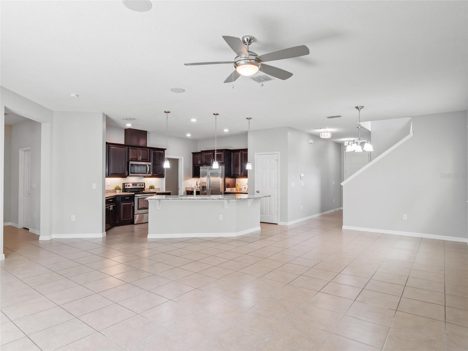 476 BOTTLEBRUSH LOOP, SANFORD, FL — photo 8