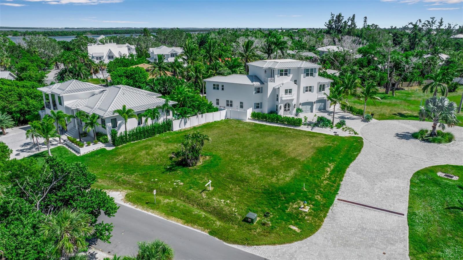 610 HIBISCUS WAY, LONGBOAT KEY, FL — photo 7