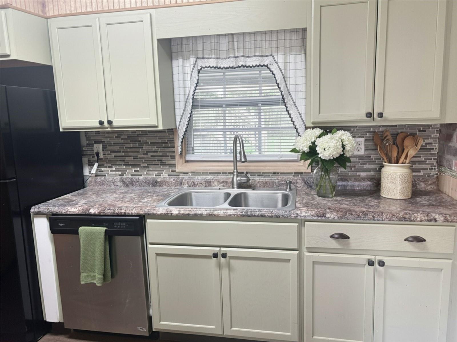 512 GREEN CIR, FORT MEADE, FL — photo 5