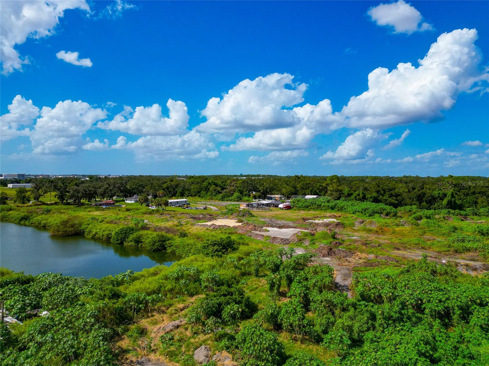 301 EAST RD, SARASOTA, FL — photo 11