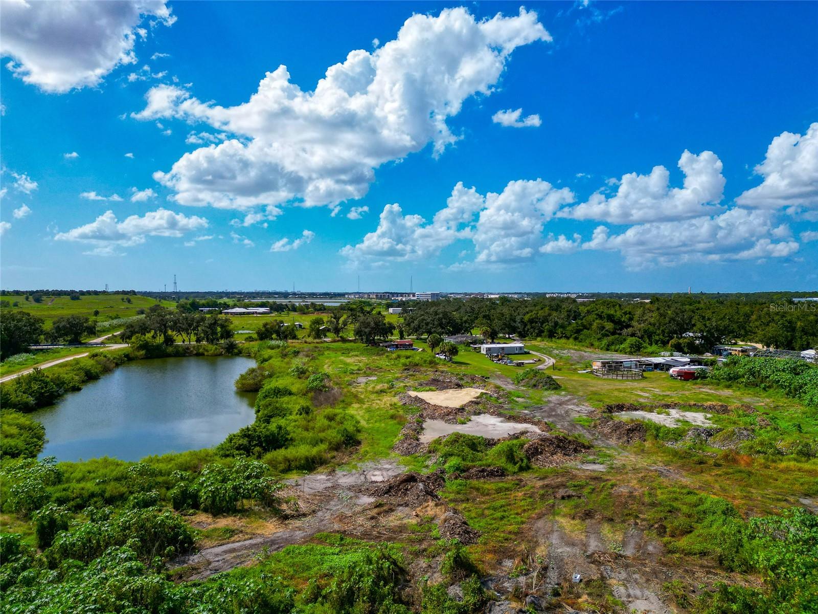 301 EAST RD, SARASOTA, FL — photo 13